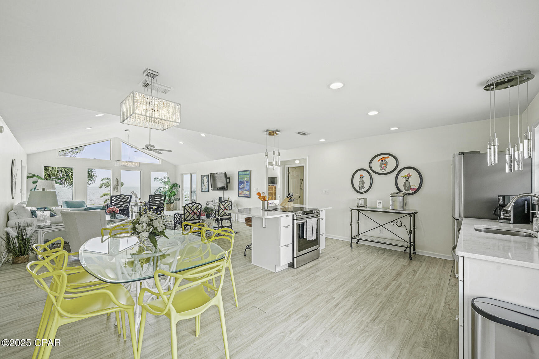 Image 2 For 7124 Leeward Street