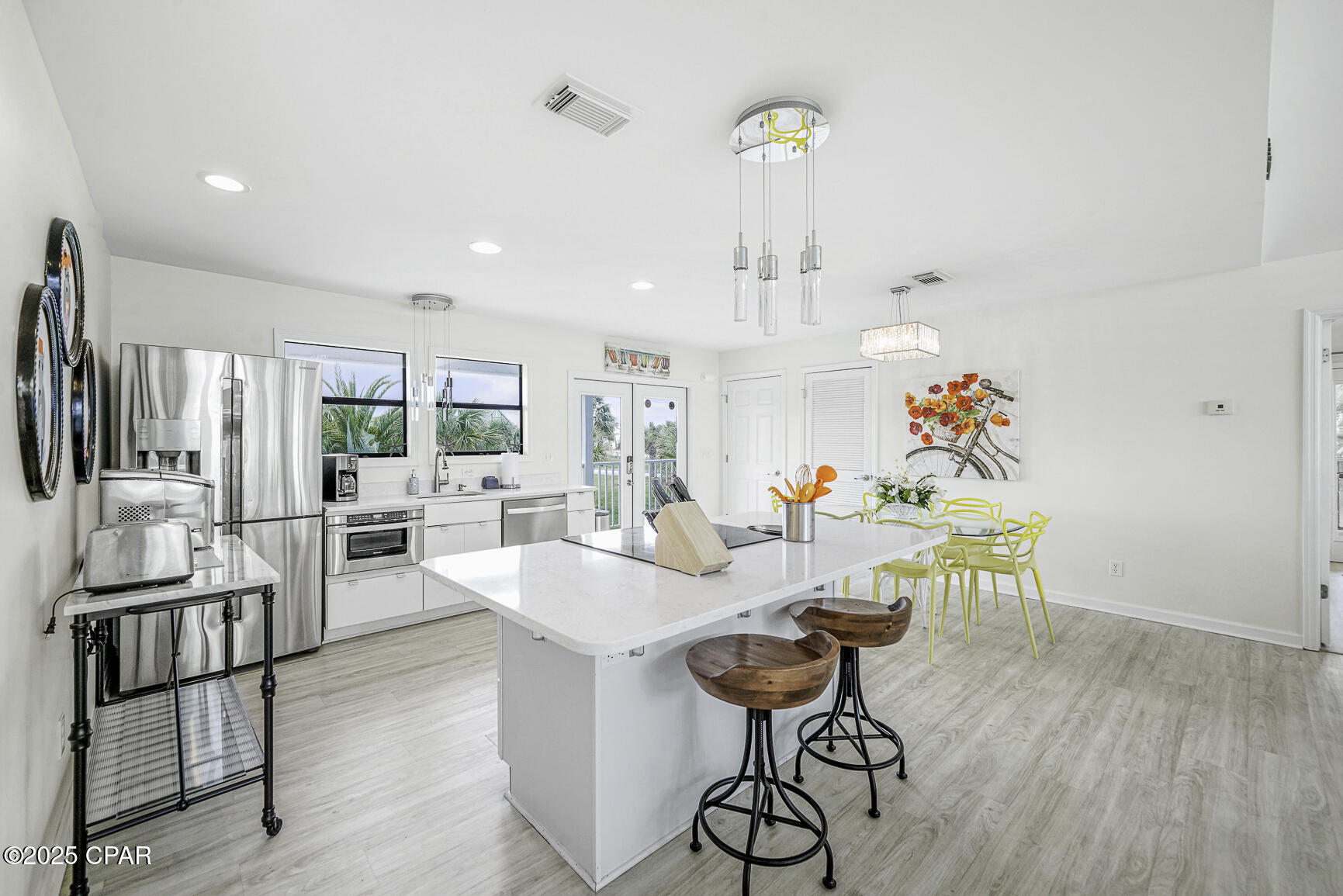 Image 3 For 7124 Leeward Street