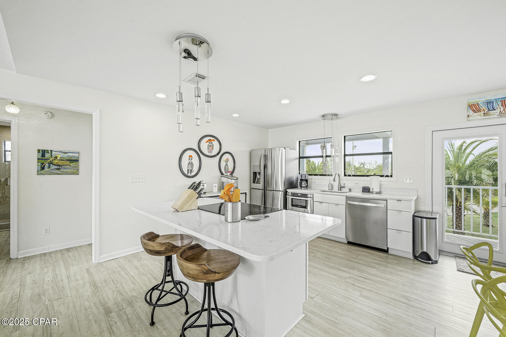 Image 4 For 7124 Leeward Street