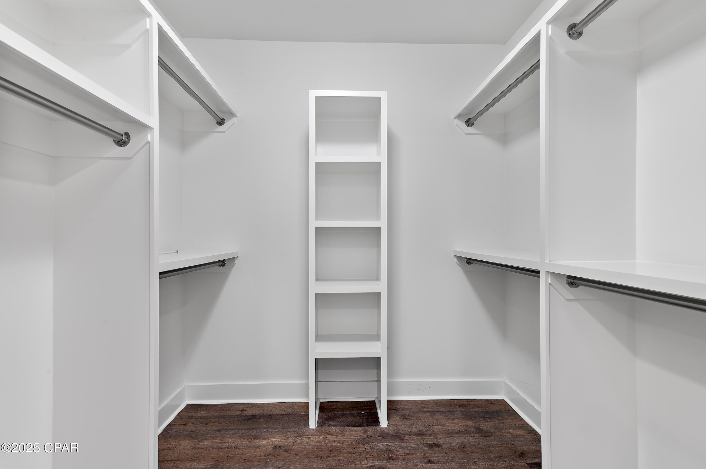 Image 32 For 298 Cobalt Lane