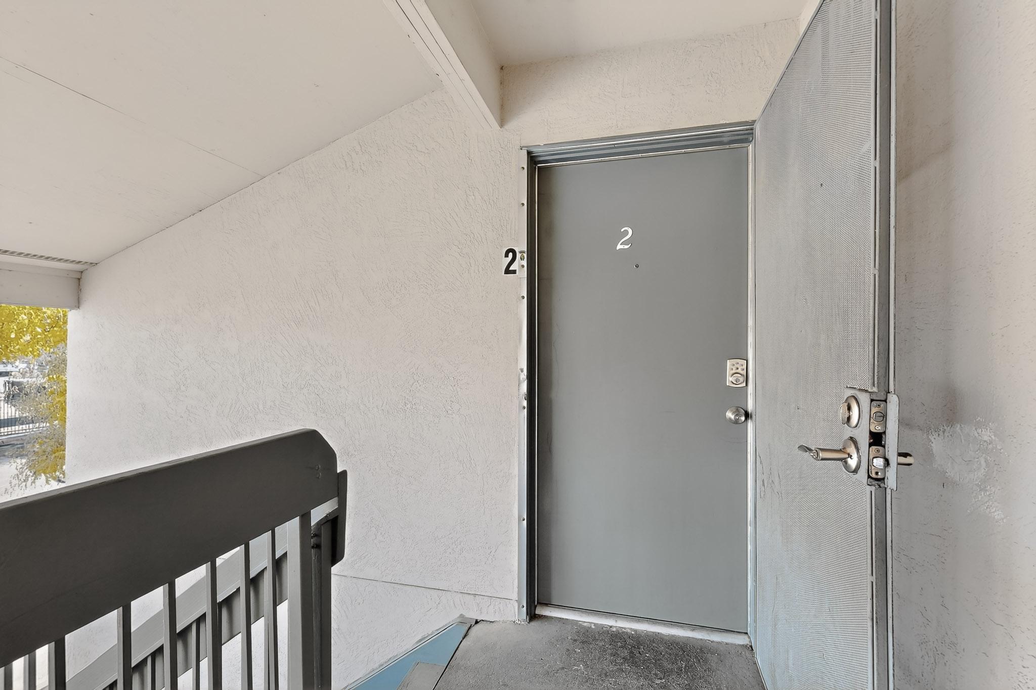 Homes for sale in Albuquerque, NM | 4601 Carlisle Blvd Ne #H2, Albuquerque, NM 87109 | MLS# 1095856