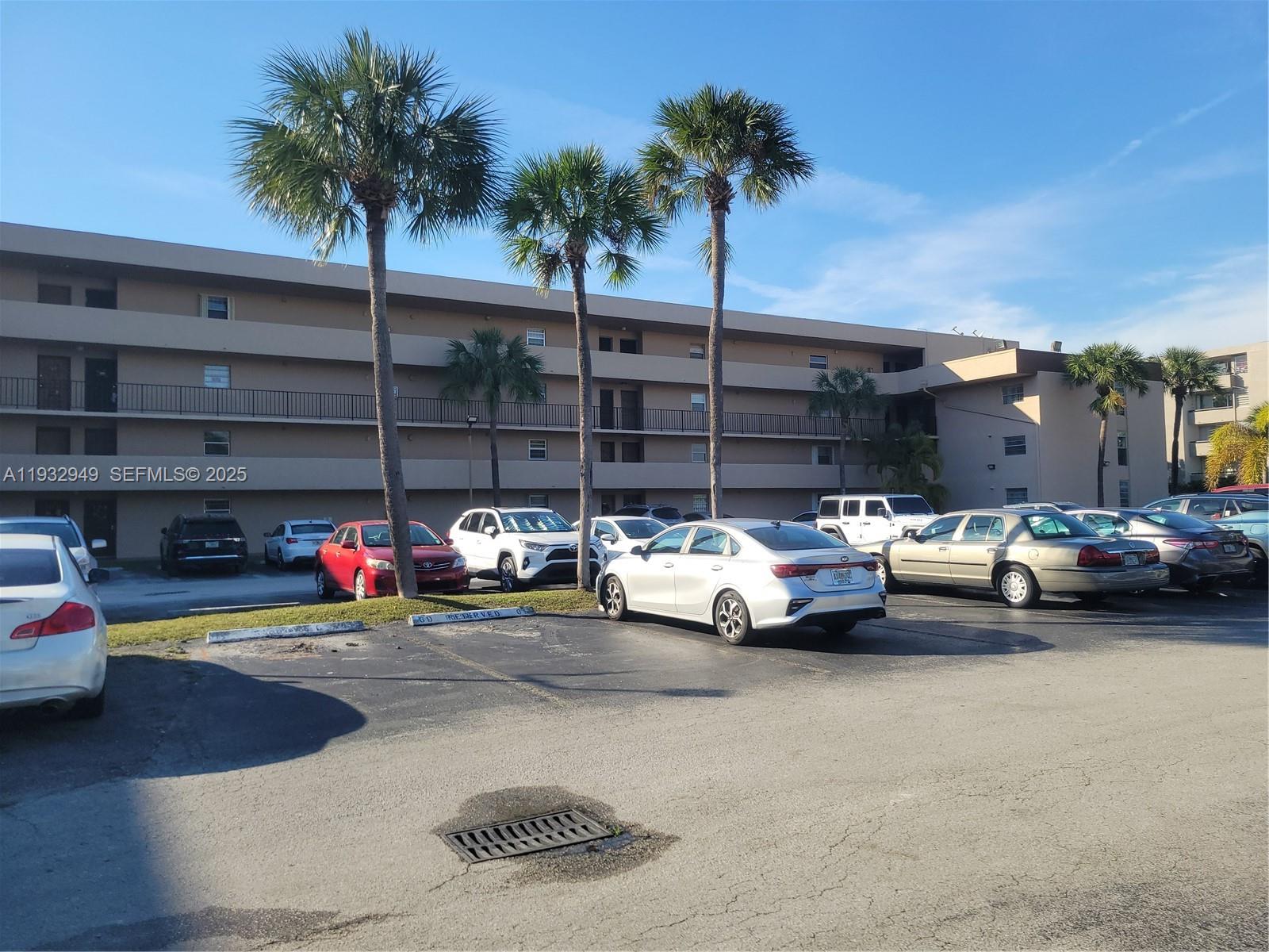 Fernwoods Condo No 3