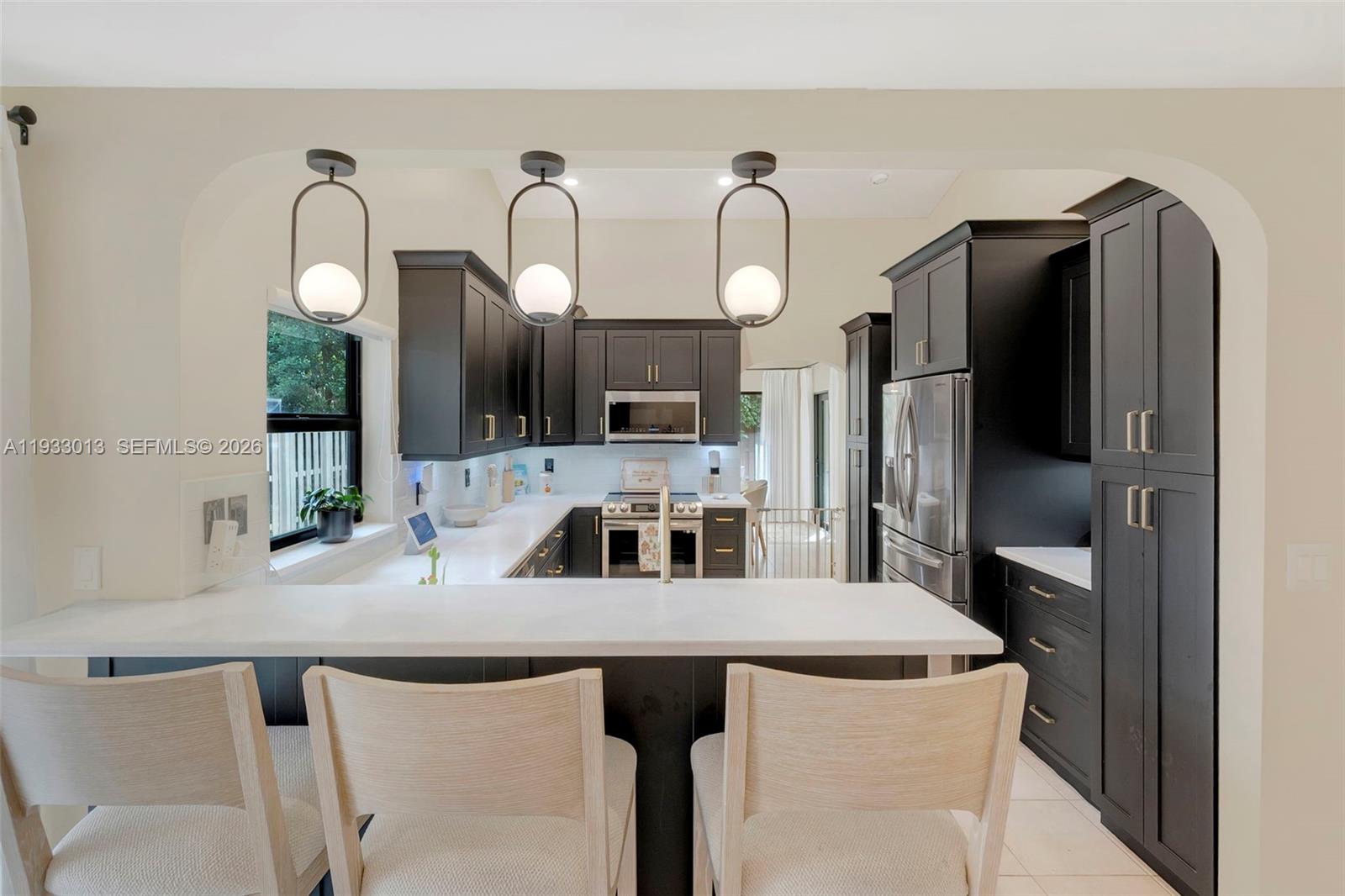 Country Isles Executive