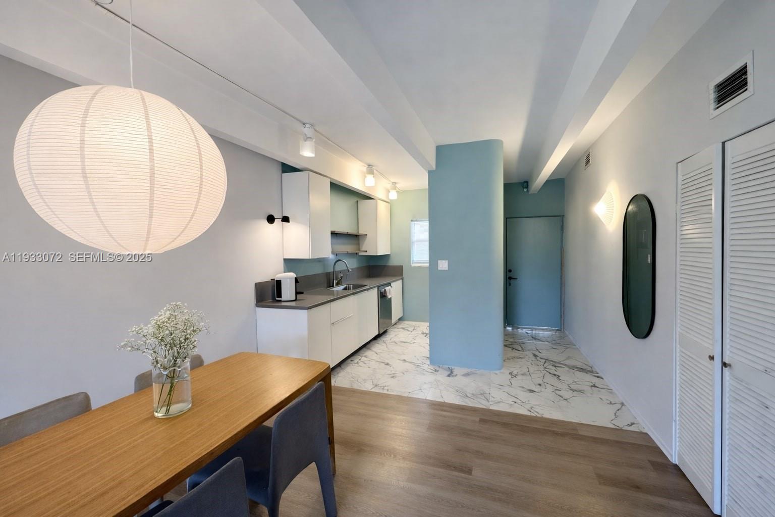 Jefferson Villas Condo