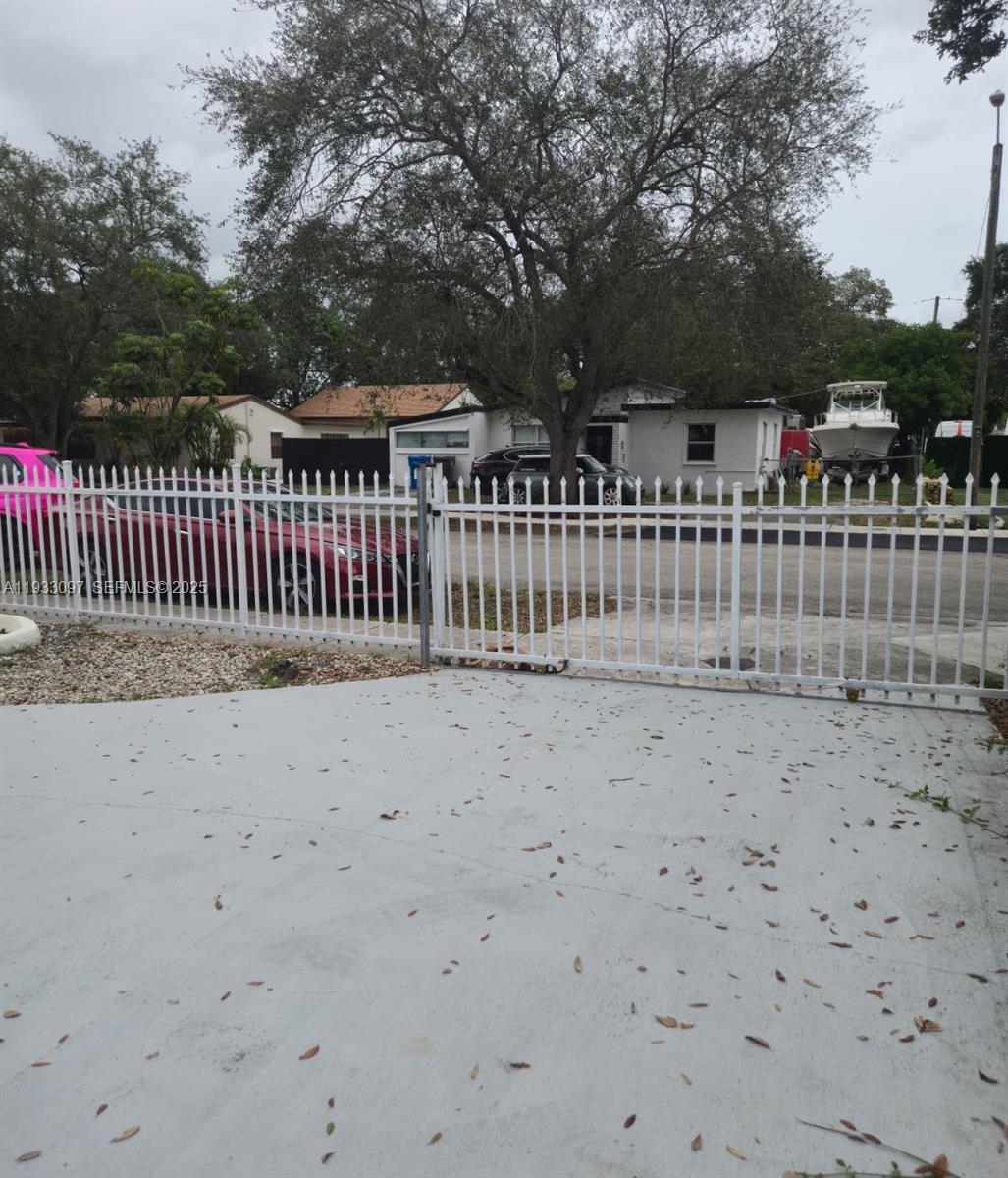 Miami Gardens Estates Sec