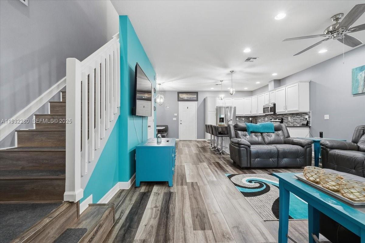 Homes for sale in Cooper City, FL | 4126 Cascada Cir, Cooper City, FL 33024 | MLS# A11932280