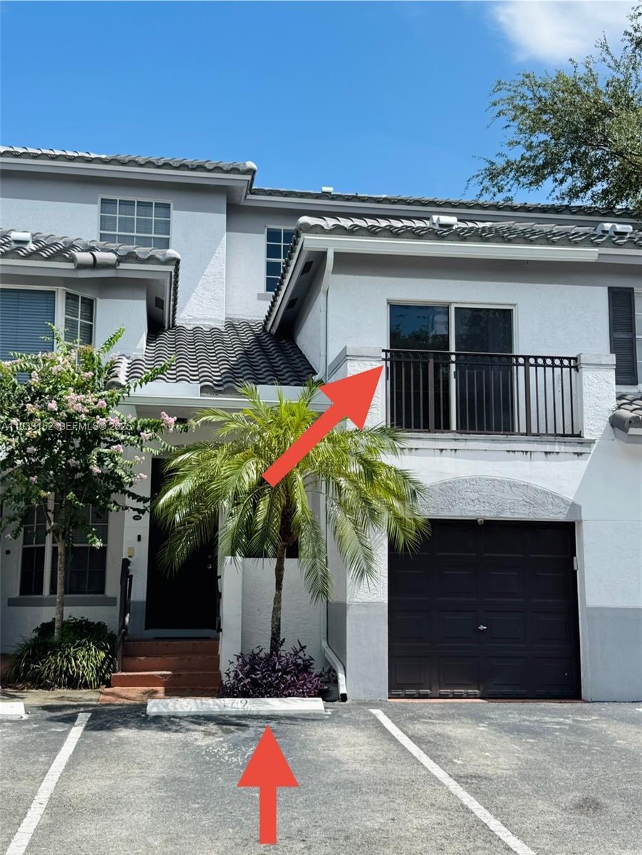 Villas De Tuscany Condo