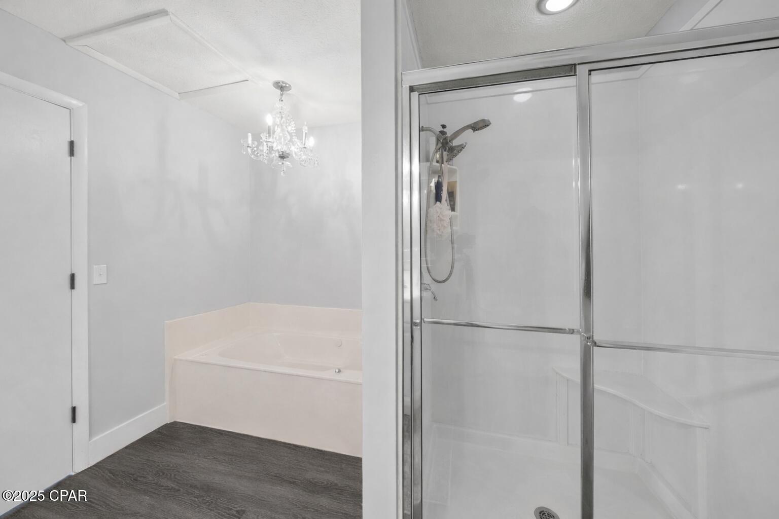 Listing photo id 14 for 7432 Chipewa Street