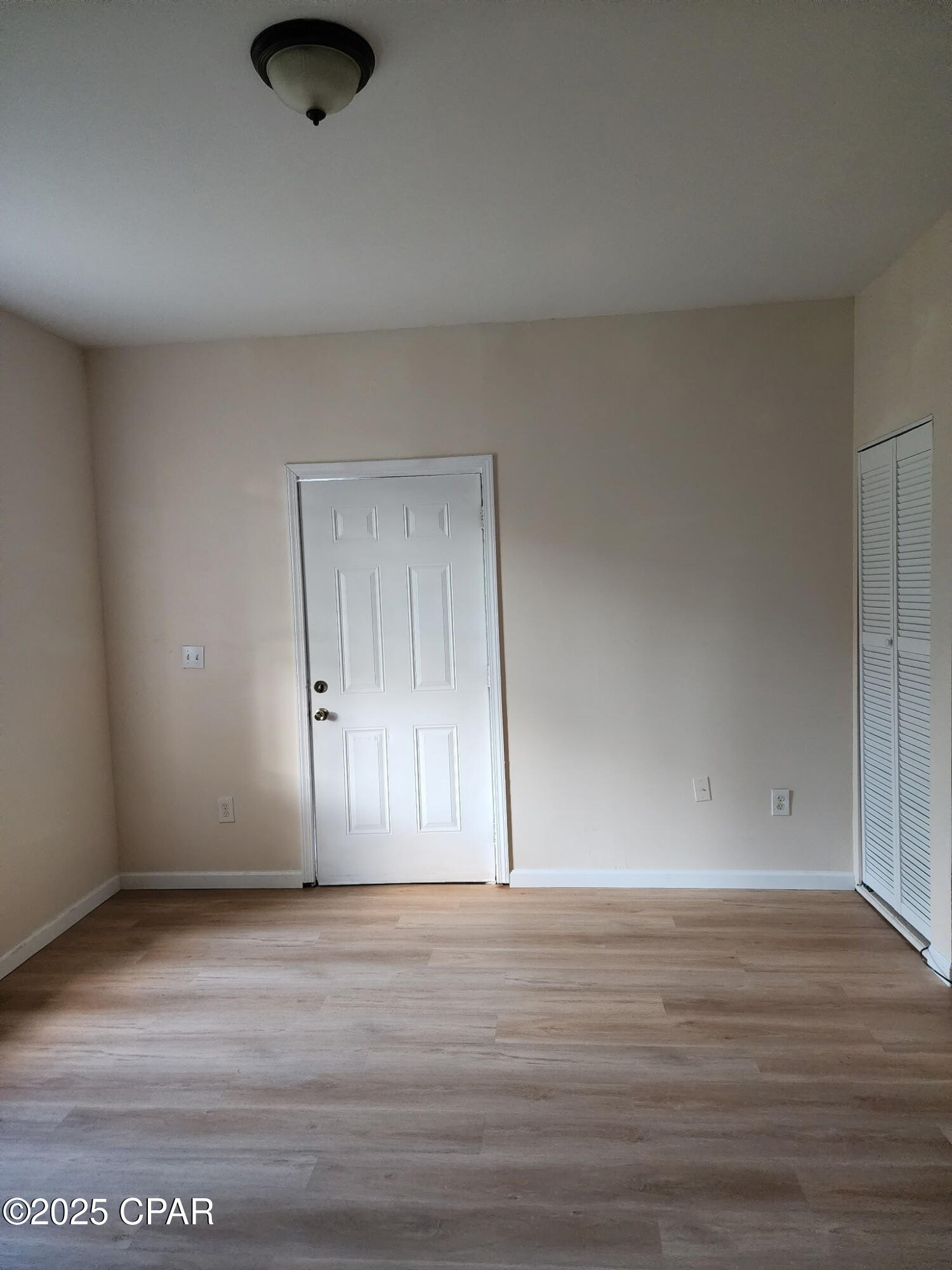 Image 6 For 705b Satsuma Avenue B