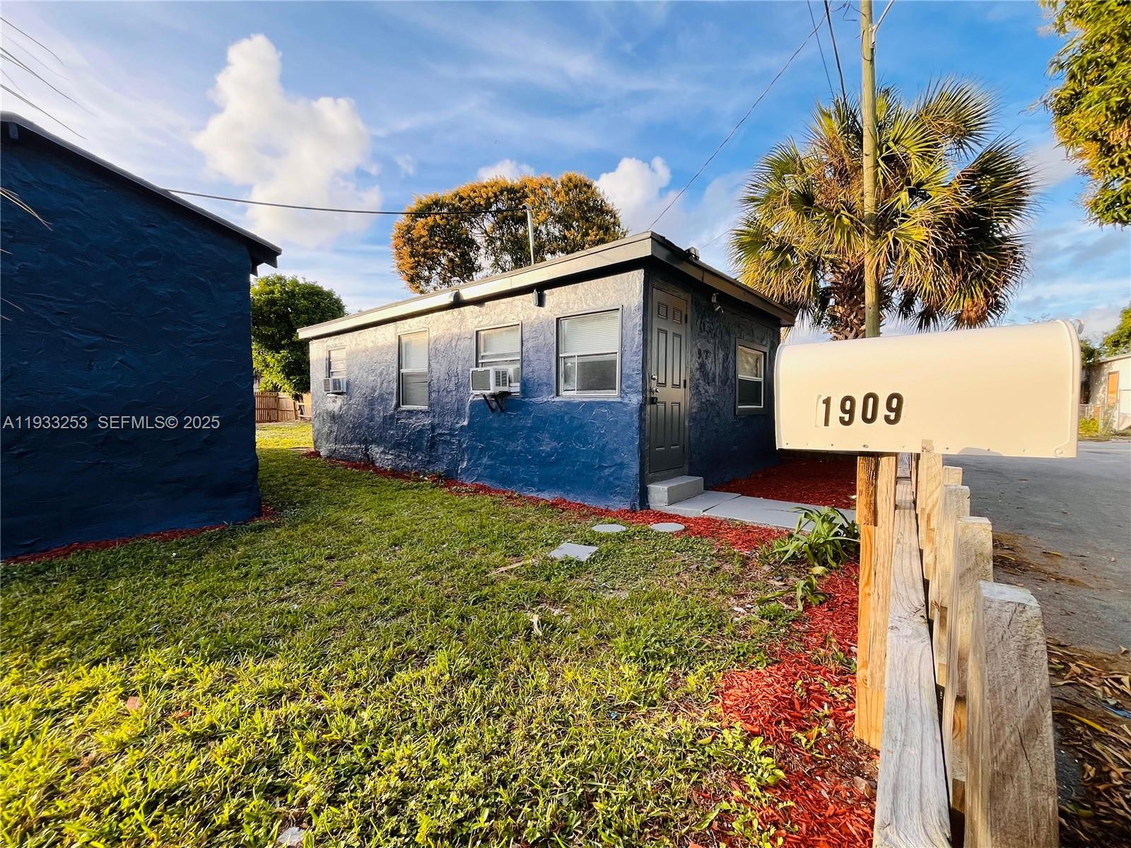 Homes for sale in West Palm Beach, FL | 1927 Windsor Ave, West Palm Beach, FL 33407 | MLS# A11933253