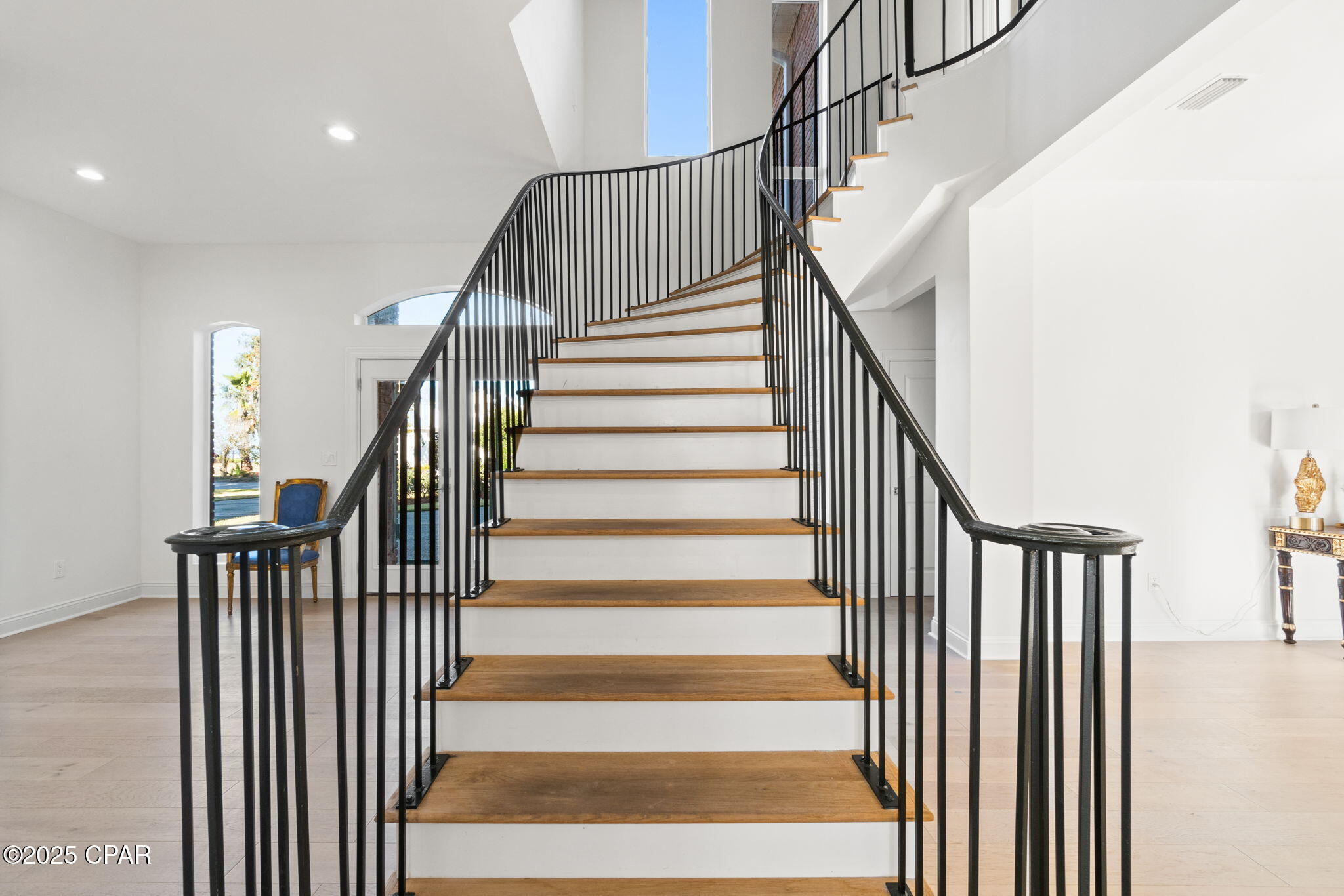 Image 11 For 1405 Country Club Drive