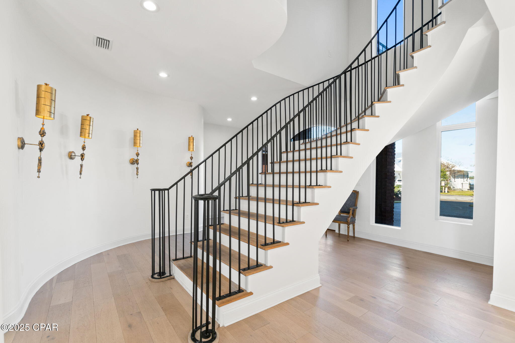 Image 12 For 1405 Country Club Drive