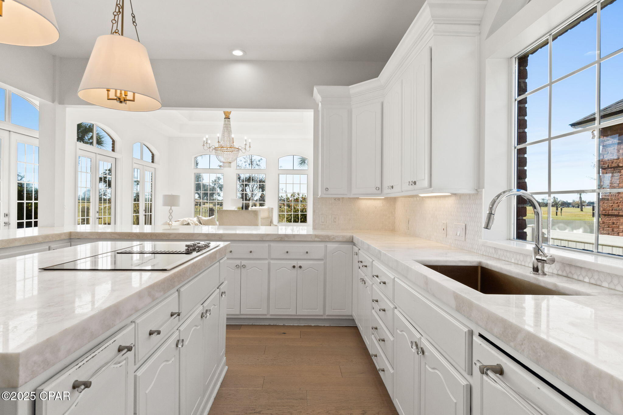 Image 17 For 1405 Country Club Drive