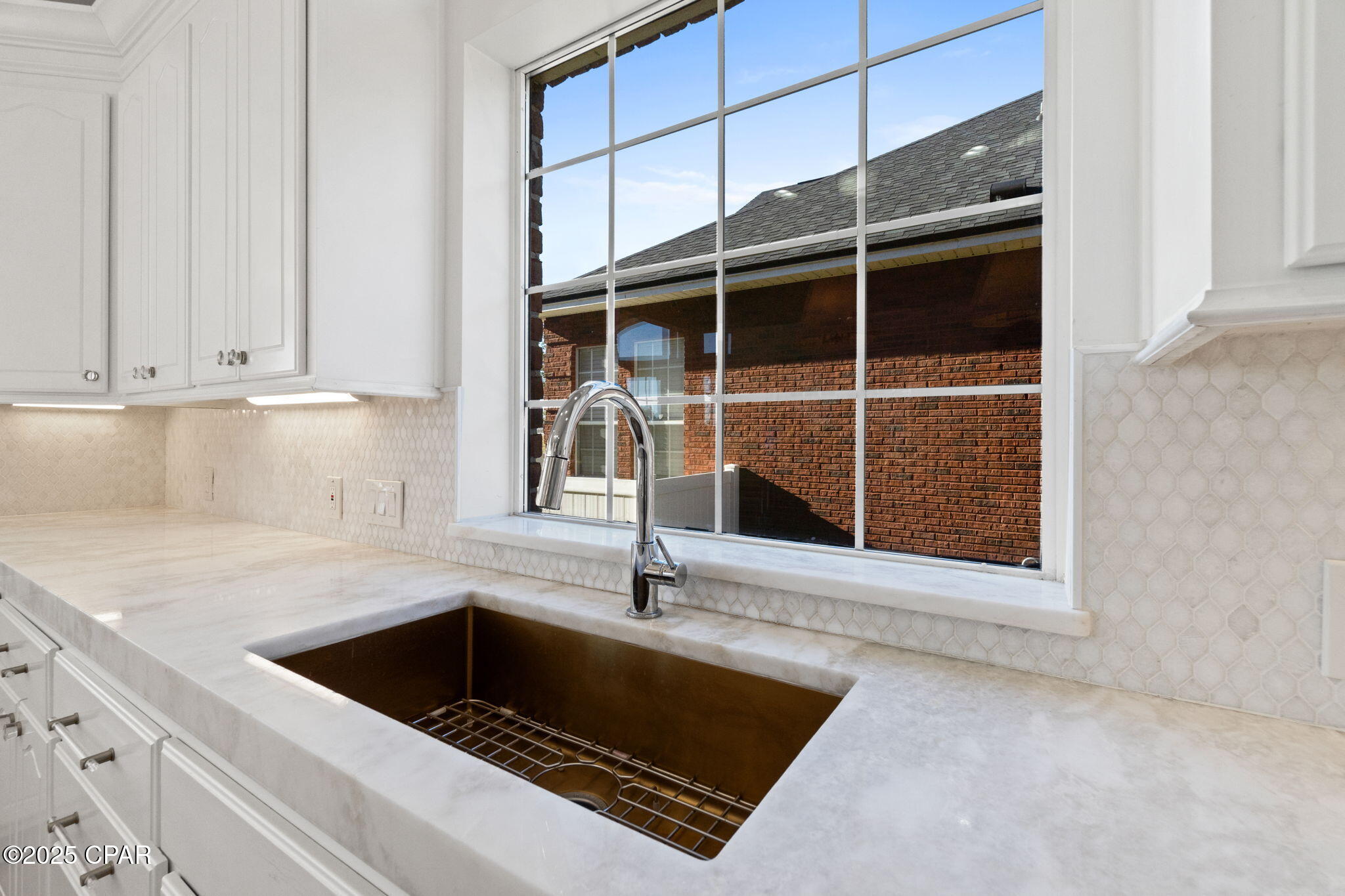 Image 18 For 1405 Country Club Drive