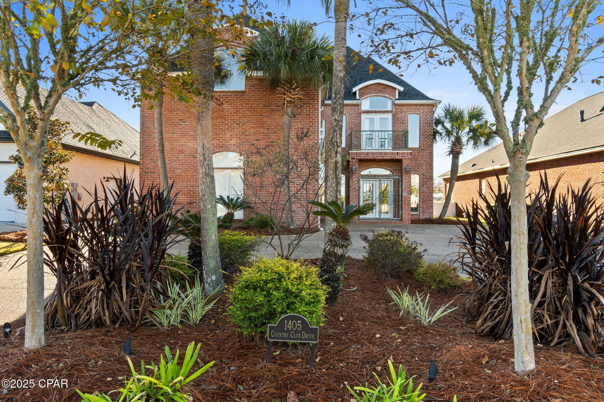 Image 2 For 1405 Country Club Drive