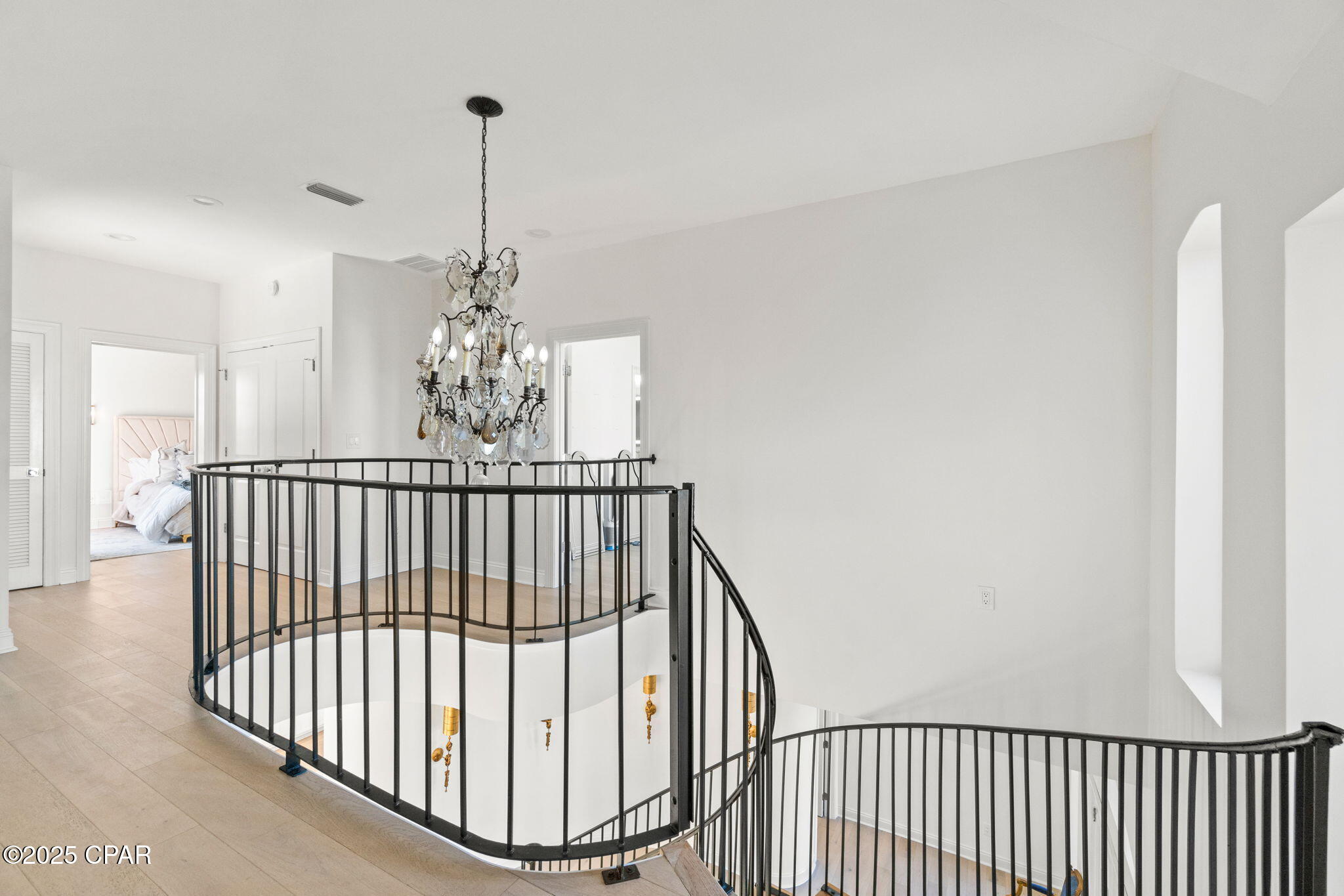 Listing photo id 25 for 1405 Country Club Drive