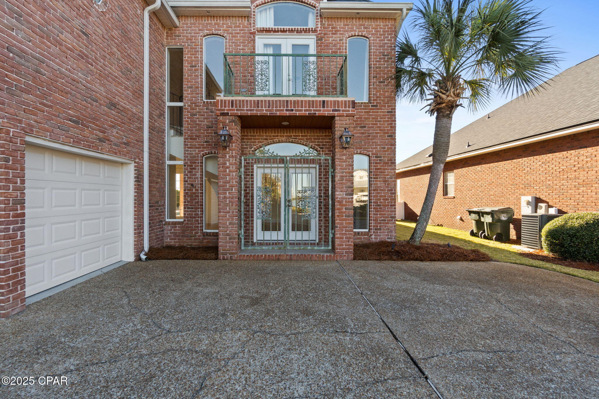 Image 3 For 1405 Country Club Drive