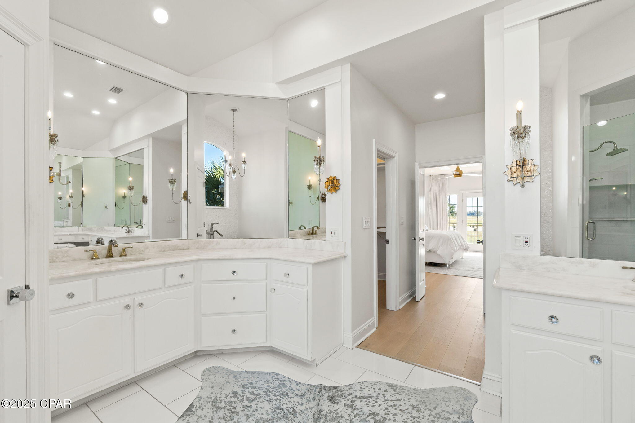 Image 43 For 1405 Country Club Drive