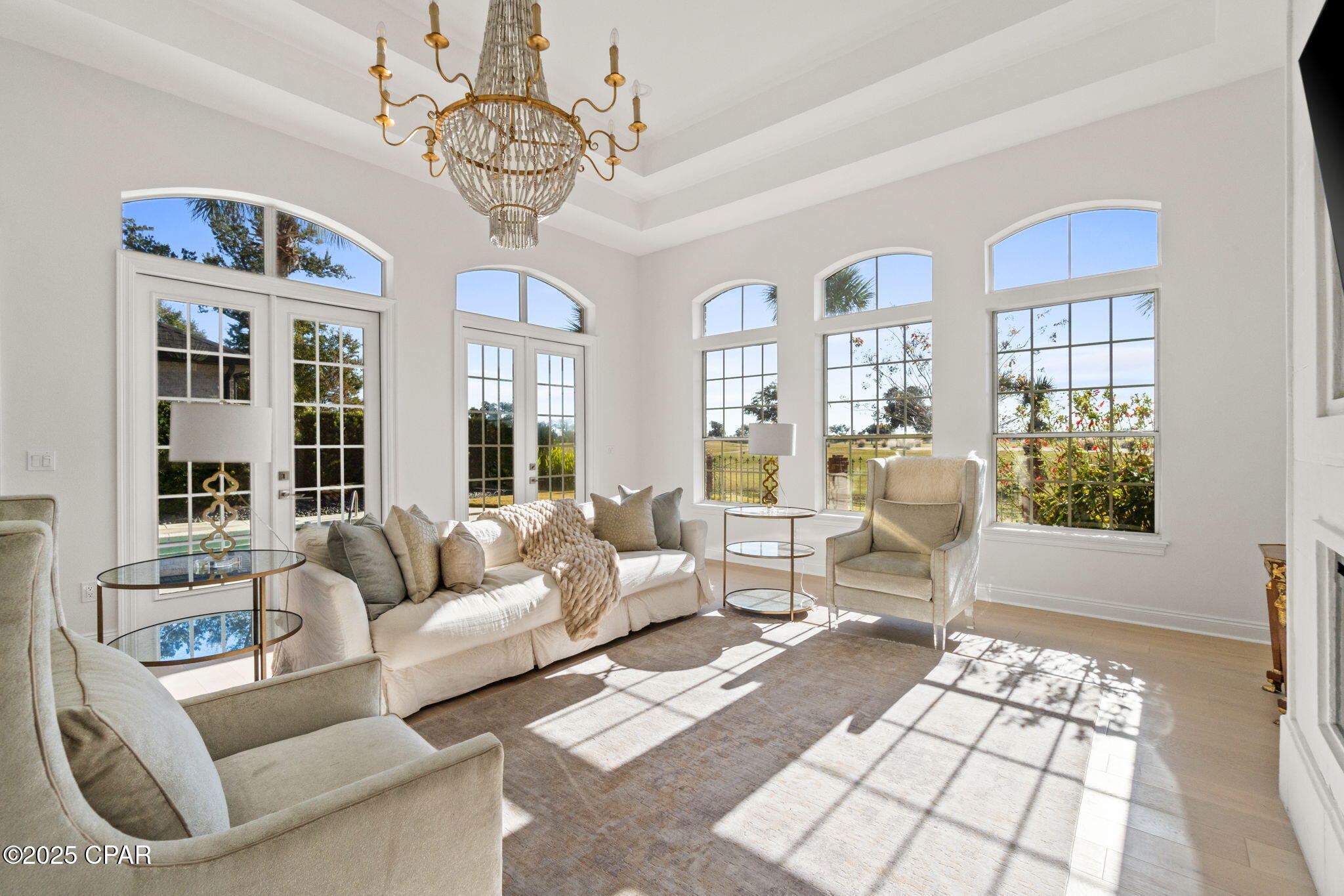 Listing photo id 46 for 1405 Country Club Drive