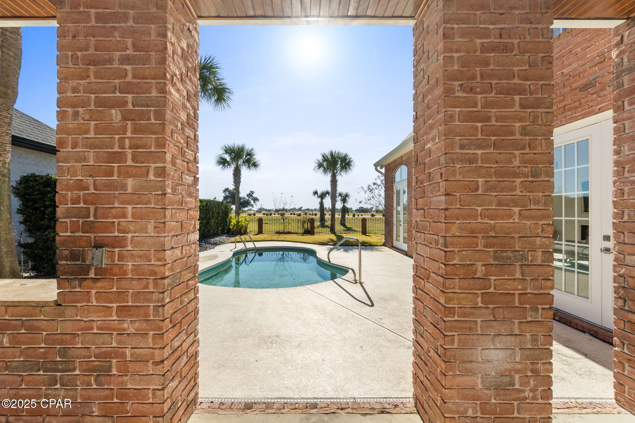 Image 49 For 1405 Country Club Drive