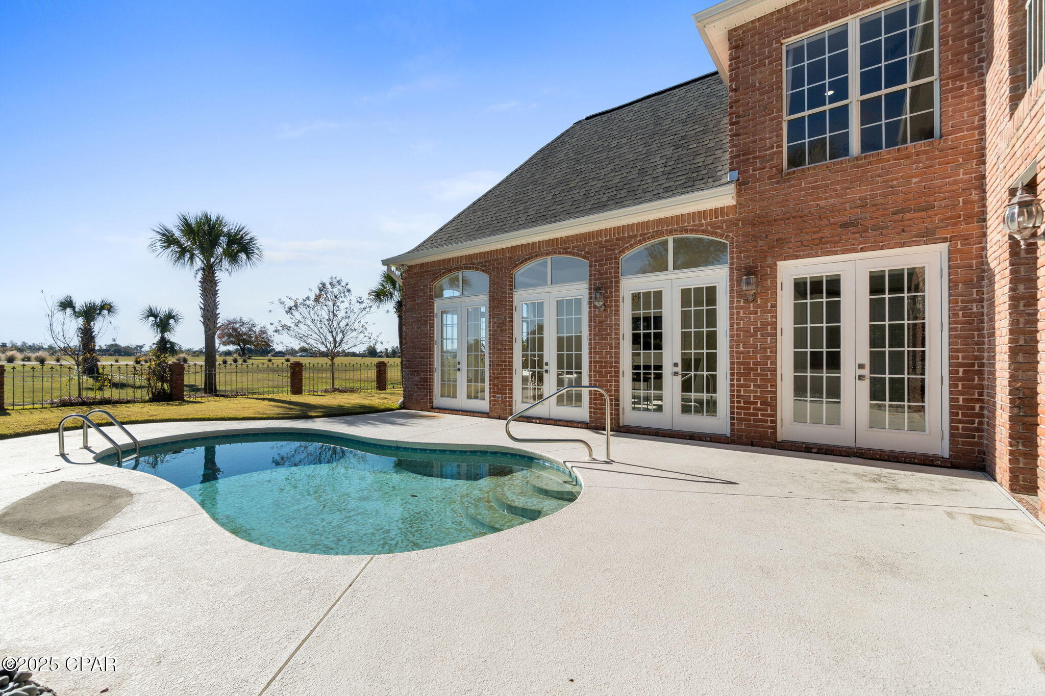 Image 51 For 1405 Country Club Drive