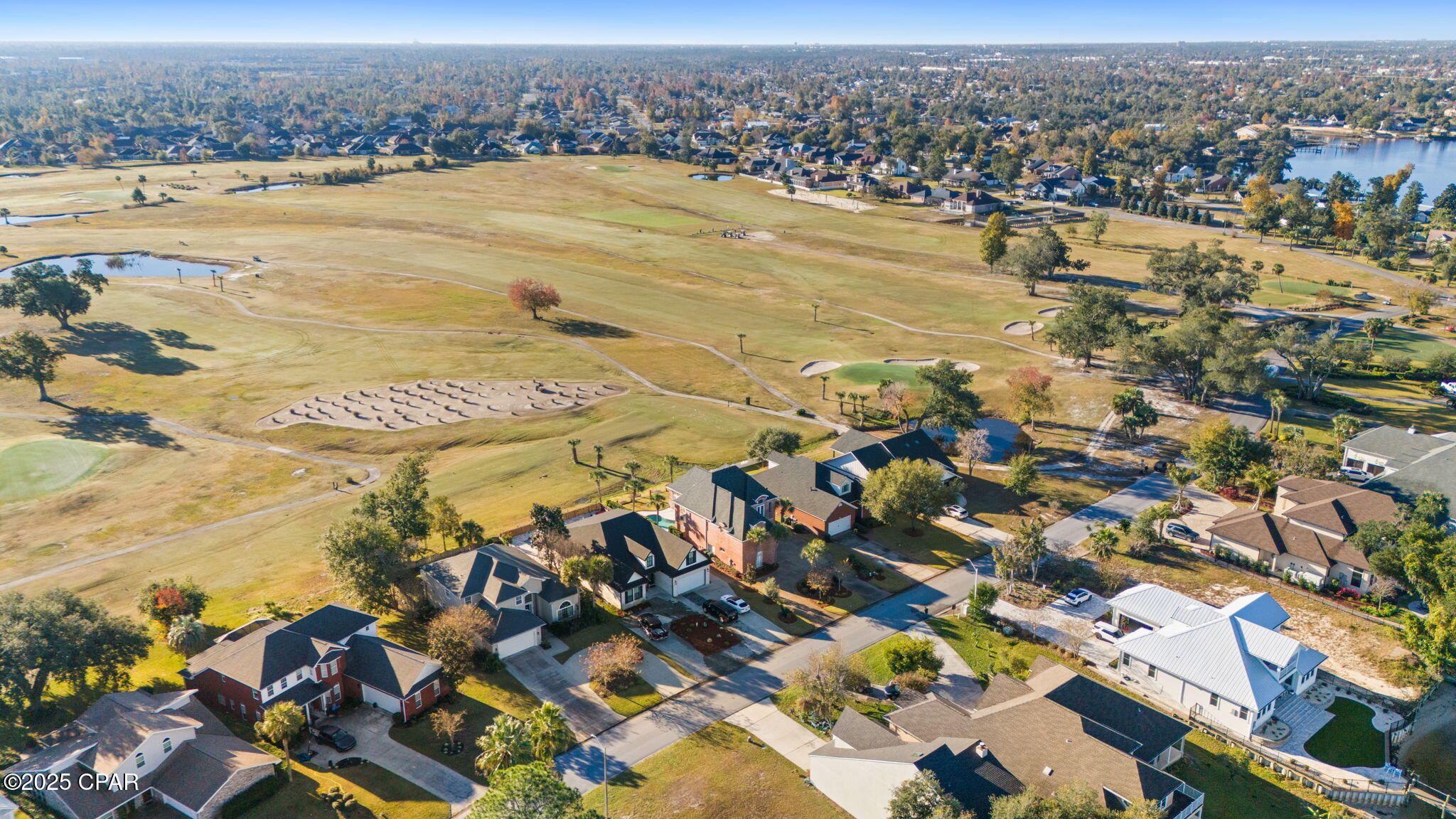 Listing photo id 57 for 1405 Country Club Drive