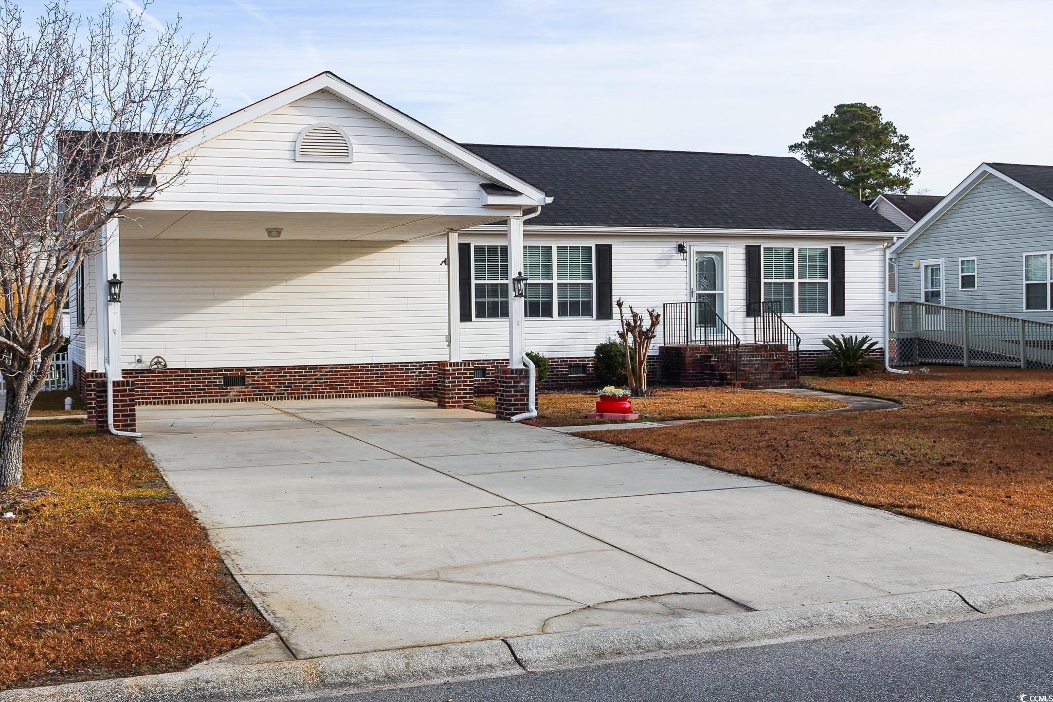 344 Stone Throw Dr. Murrells Inlet, SC 29576