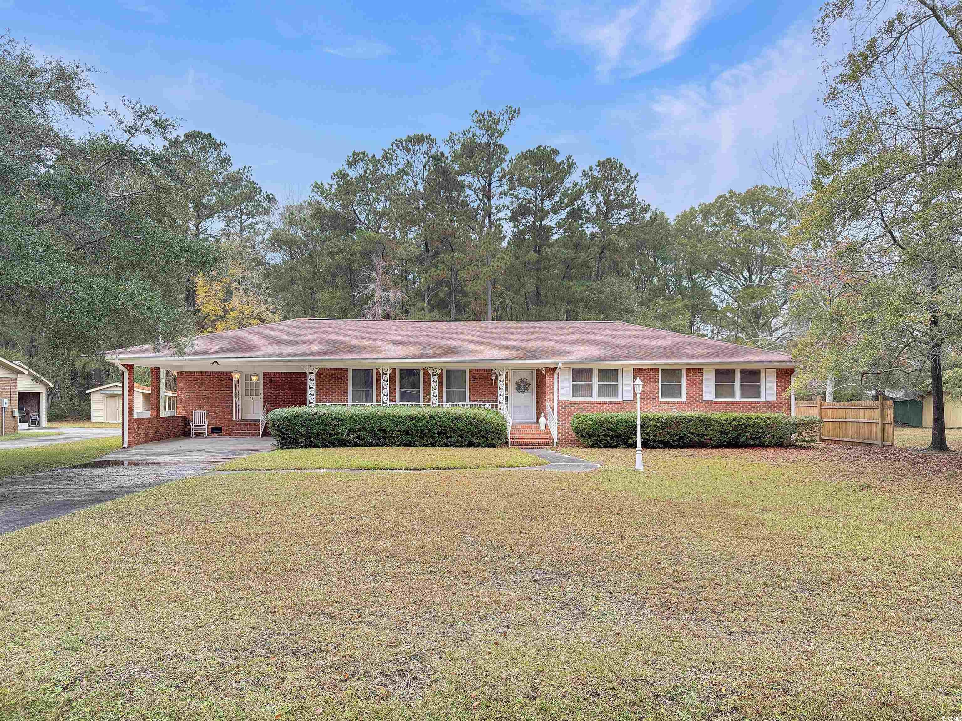 76 Brock St. Georgetown, SC 29440