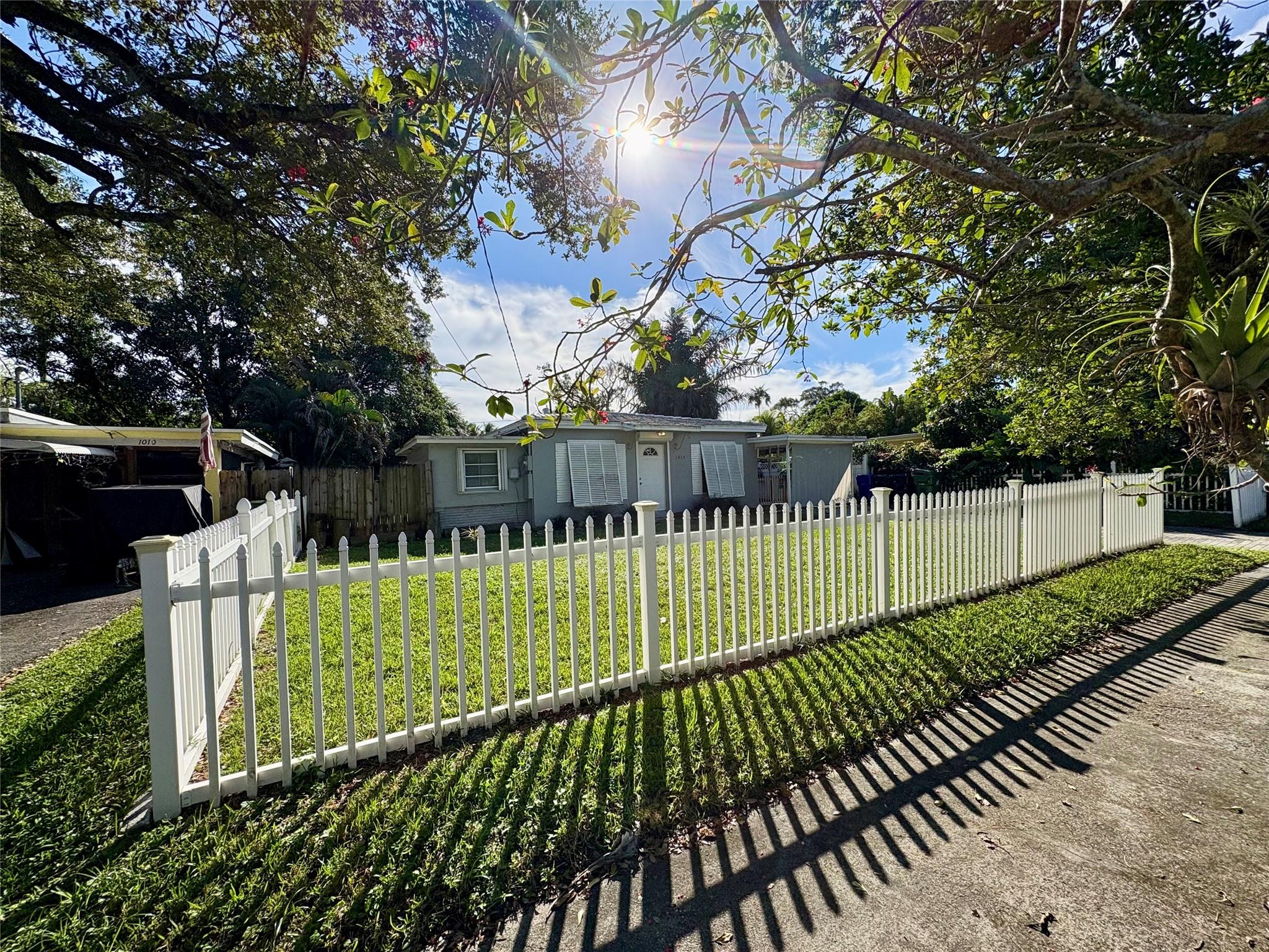 Banyan Grove 25-23 B