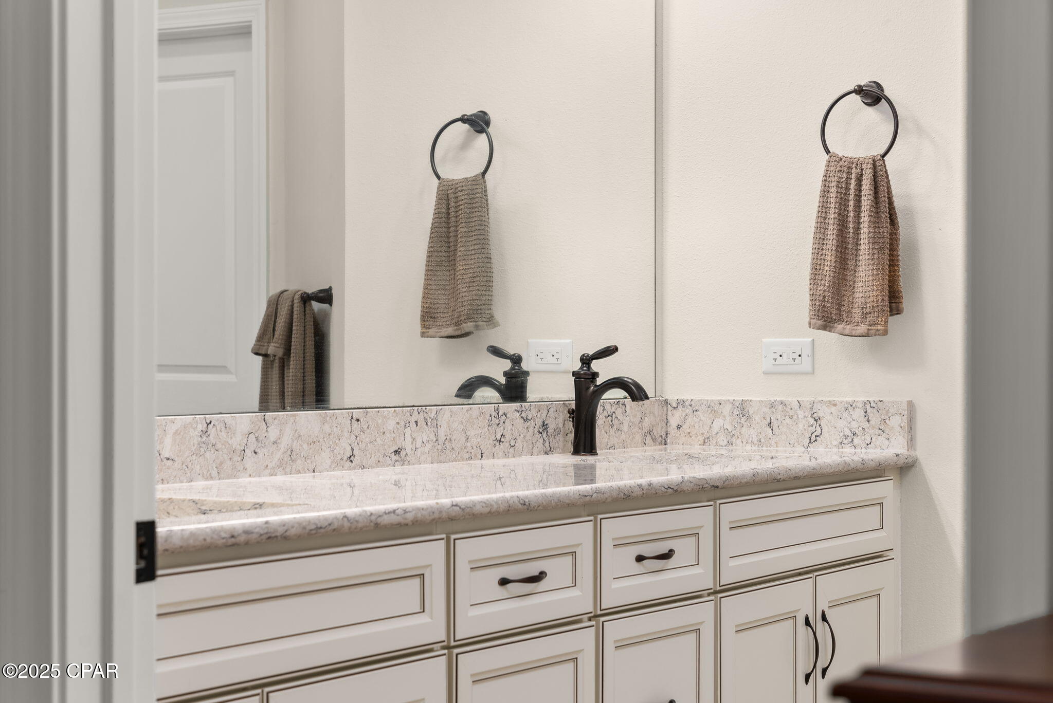 Image 23 For 8559 Island Breeze Avenue