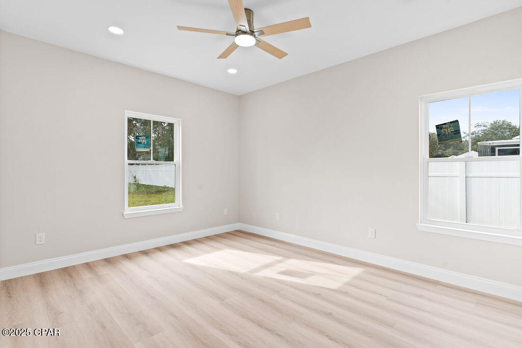 Image 18 For 2204 8th Street