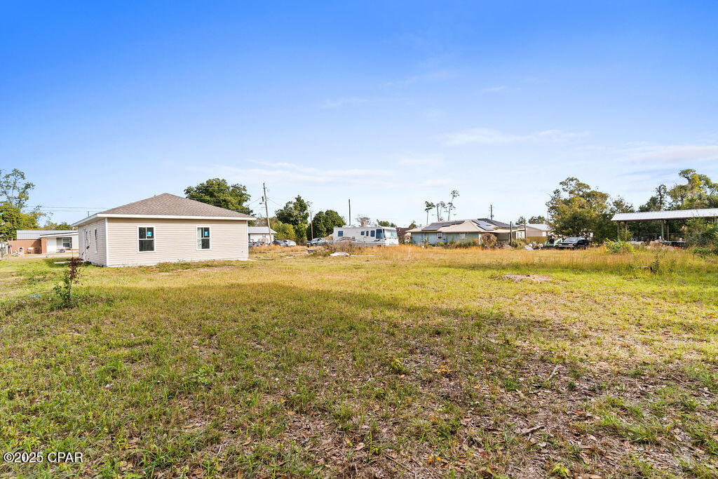 Image 24 For 2204 8th Street