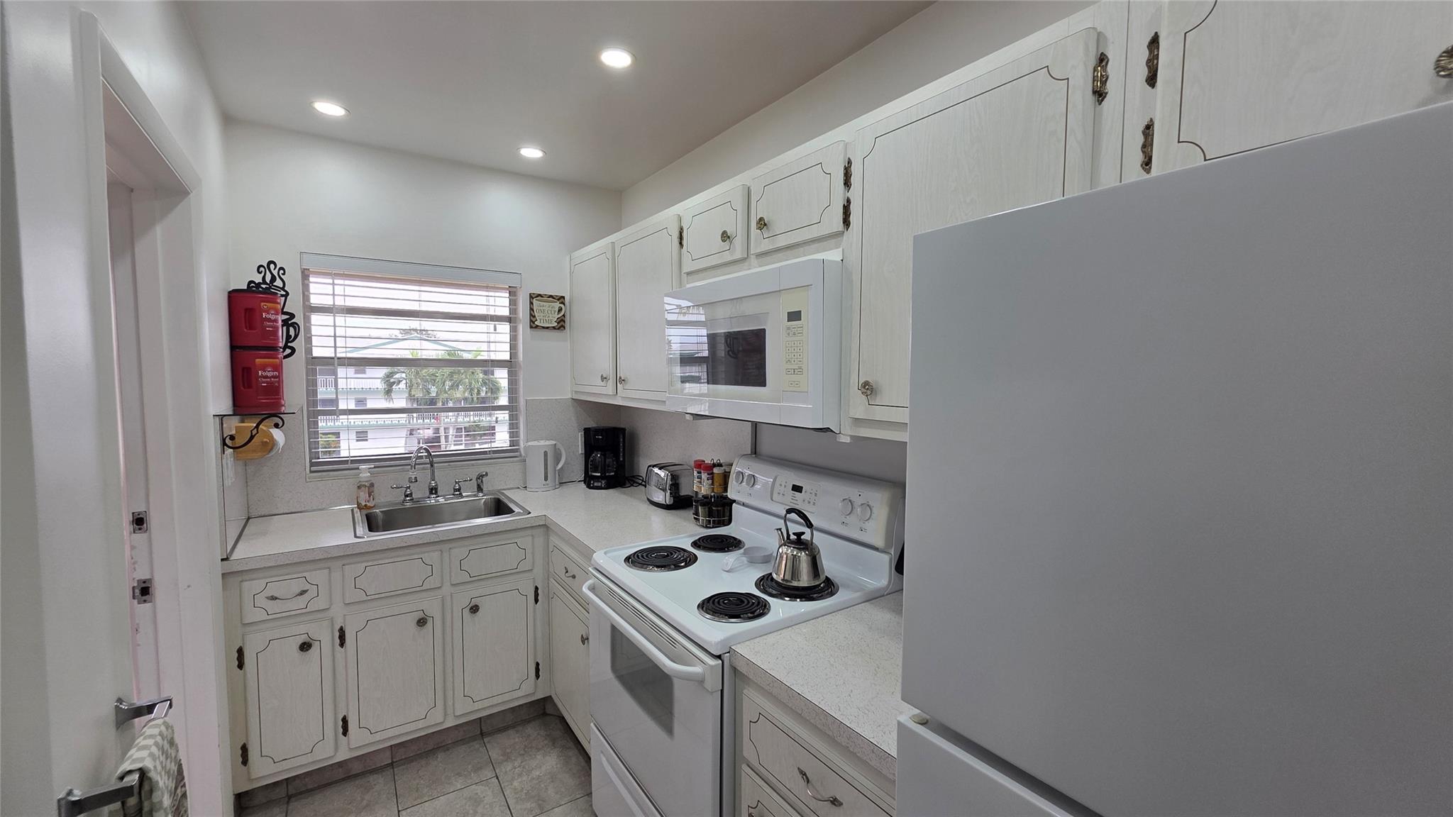 Homes for sale in Hollywood, FL | 5300 Washington St #L338, Hollywood, FL 33021 | MLS# F10541910