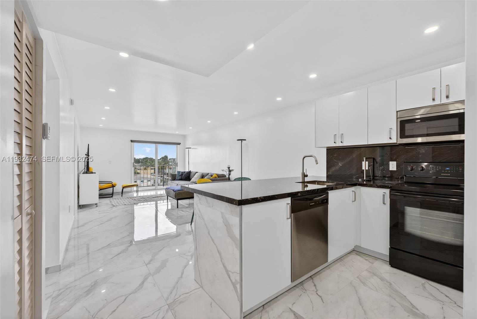 Byron Waterview Condo