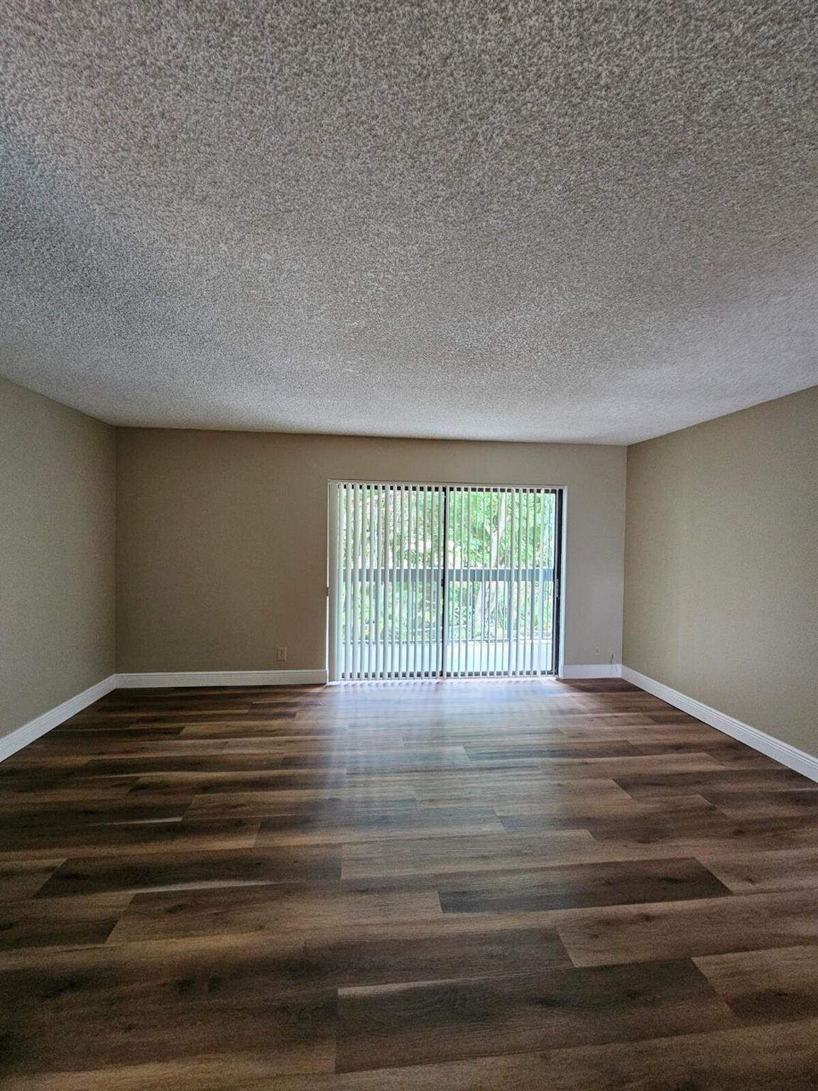 Presidential Golfview Con