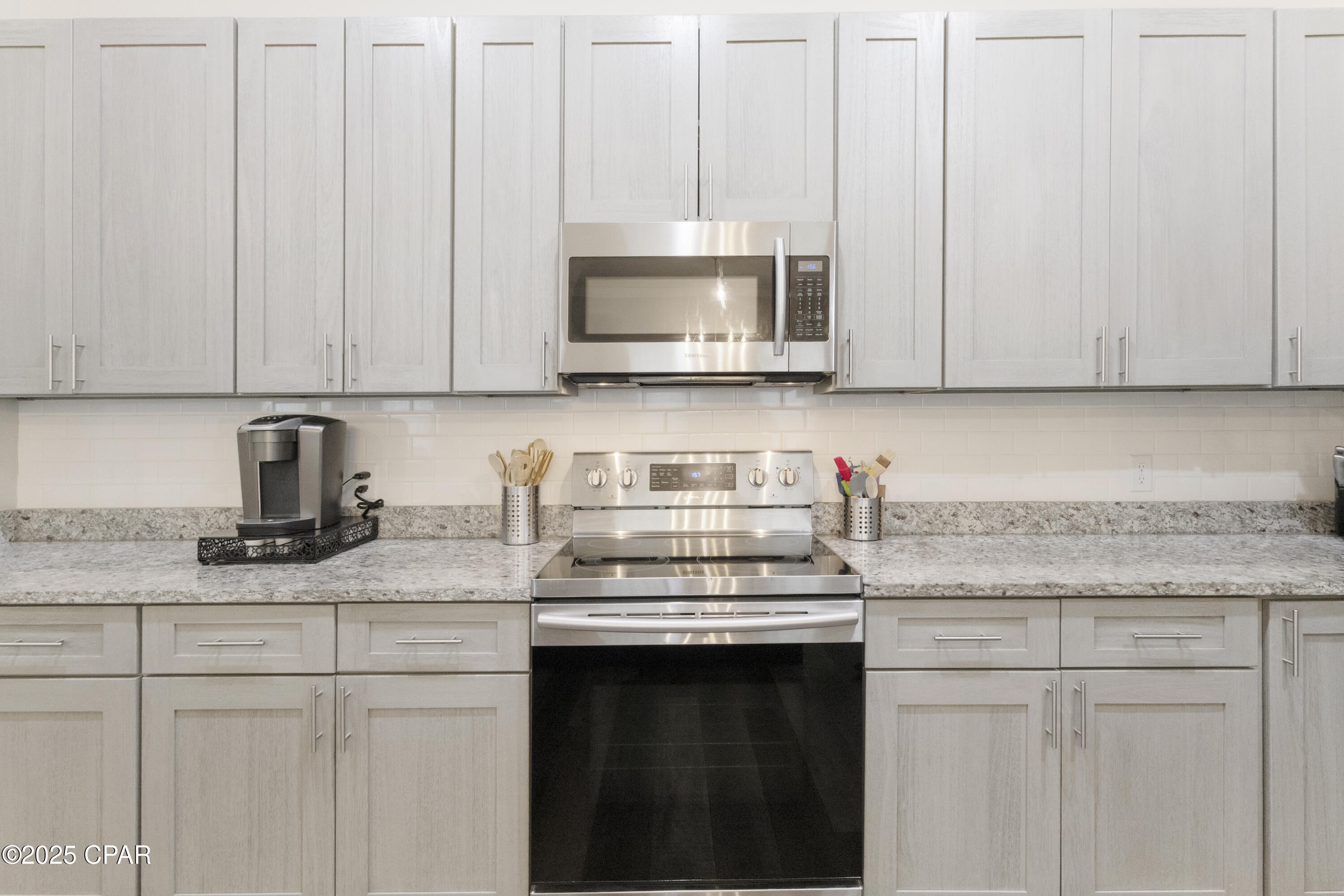 Image 11 For 207 San Gabriel Street