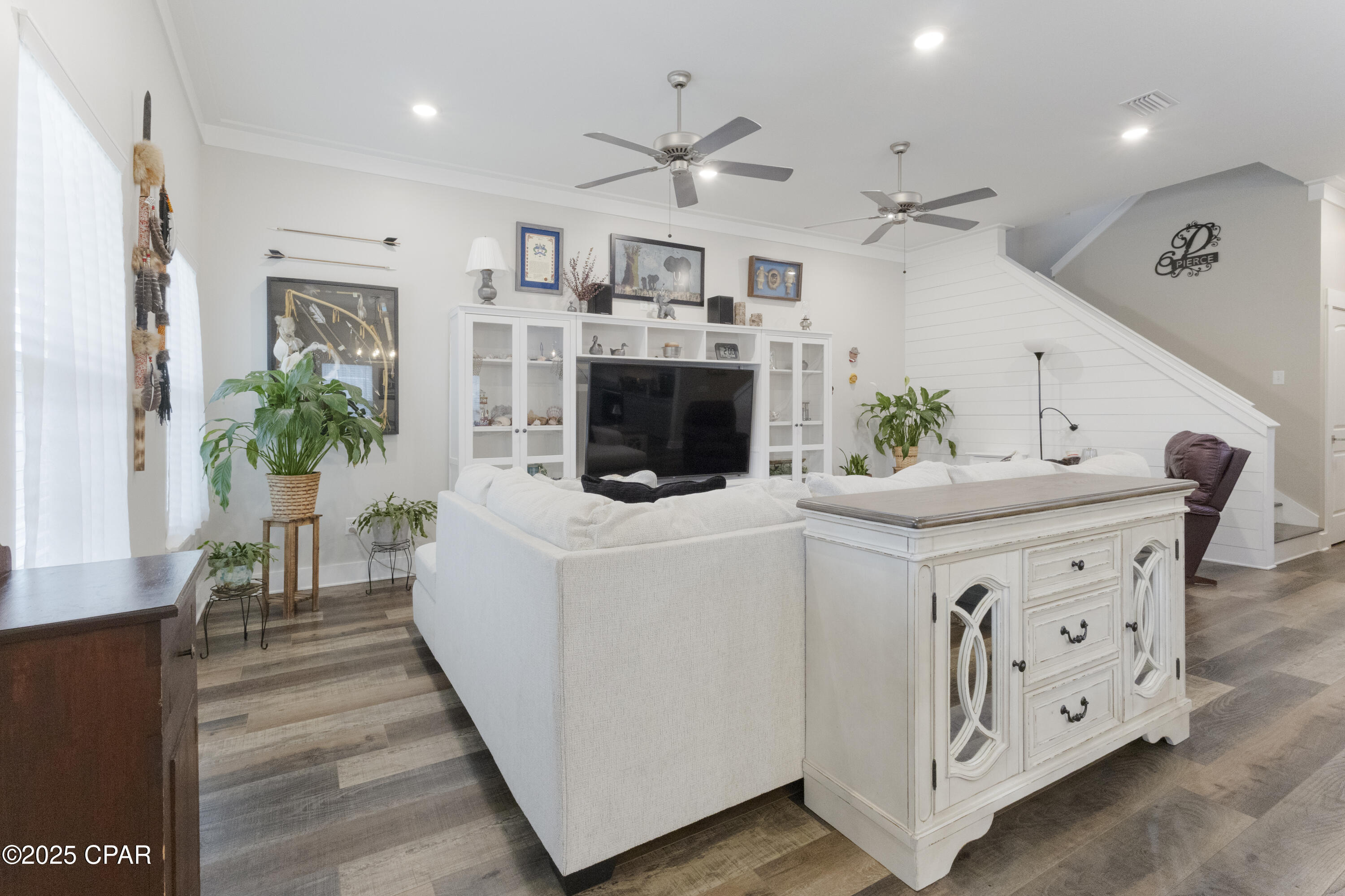 Image 5 For 207 San Gabriel Street