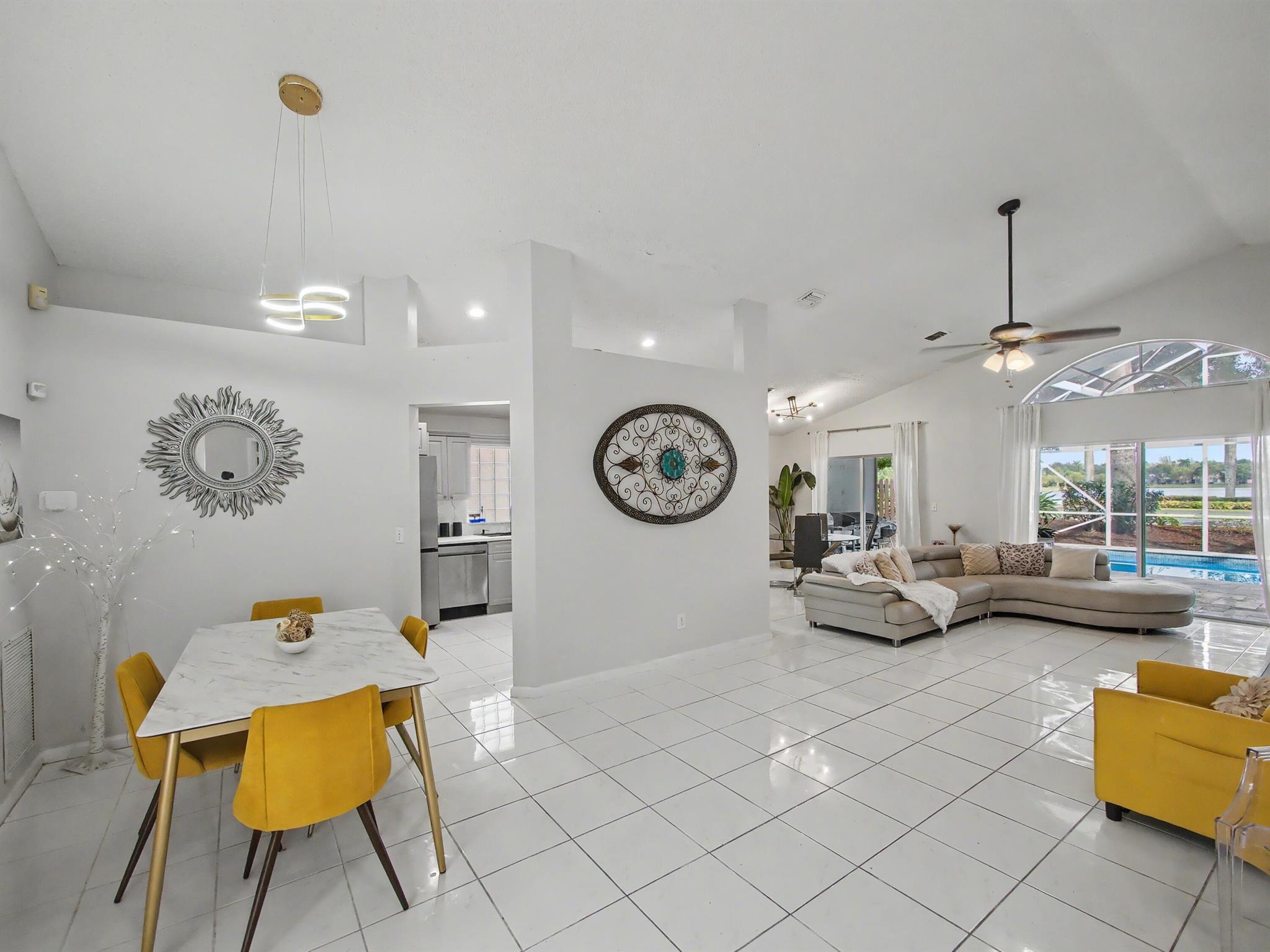 Homes for sale in Wellington, FL | 1971 Oak Berry Circle, Wellington, FL 33414 | MLS# R11148802