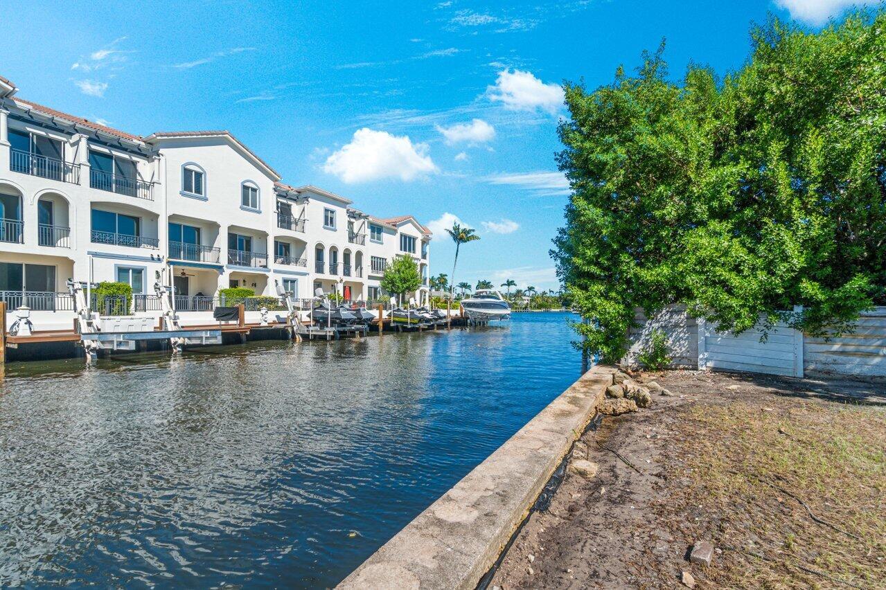 Homes for sale in Delray Beach, FL | 818 Chukker Road, Delray Beach, FL 33483 | MLS# R11148923