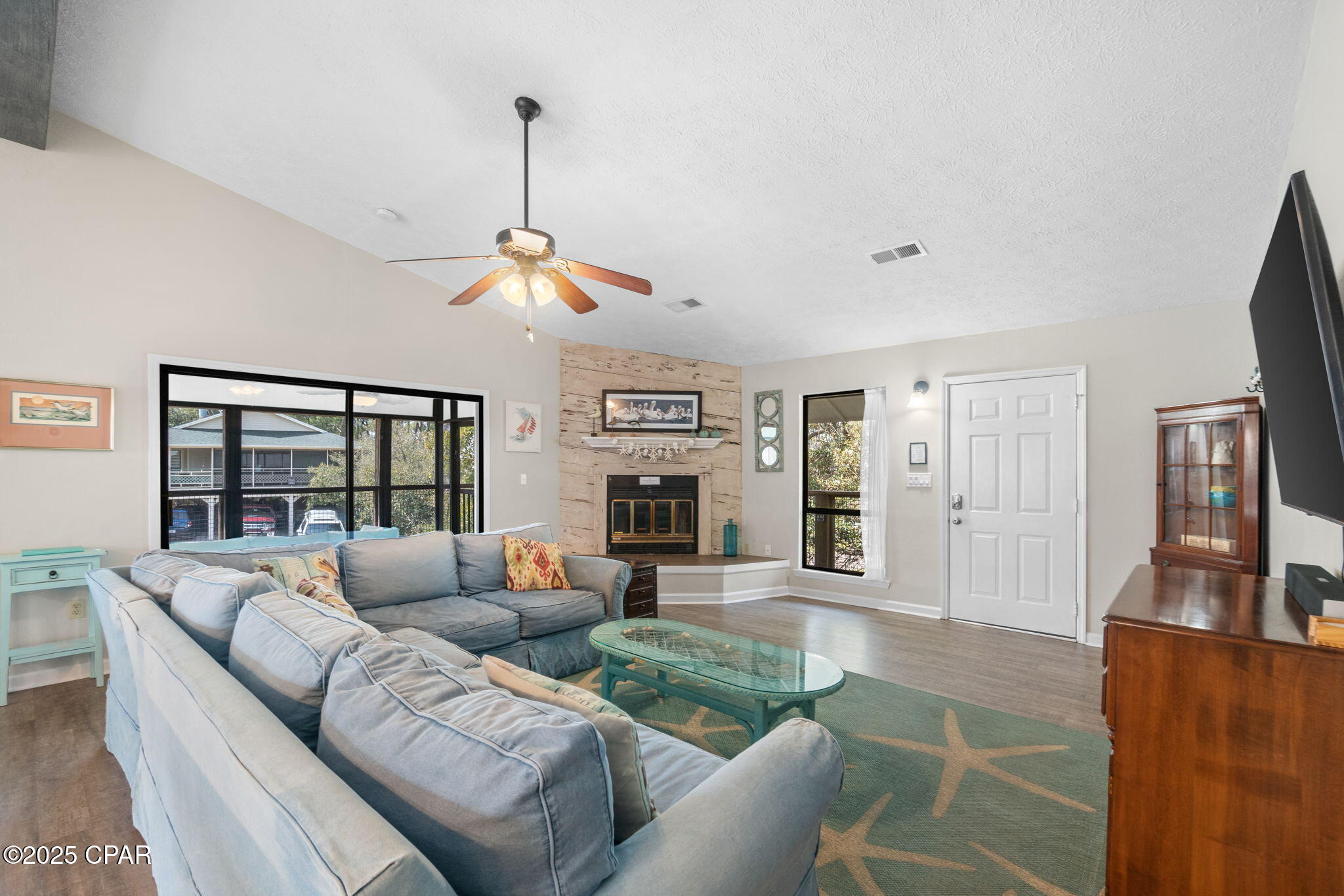 Image 5 For 128 Boardwalk Avenue