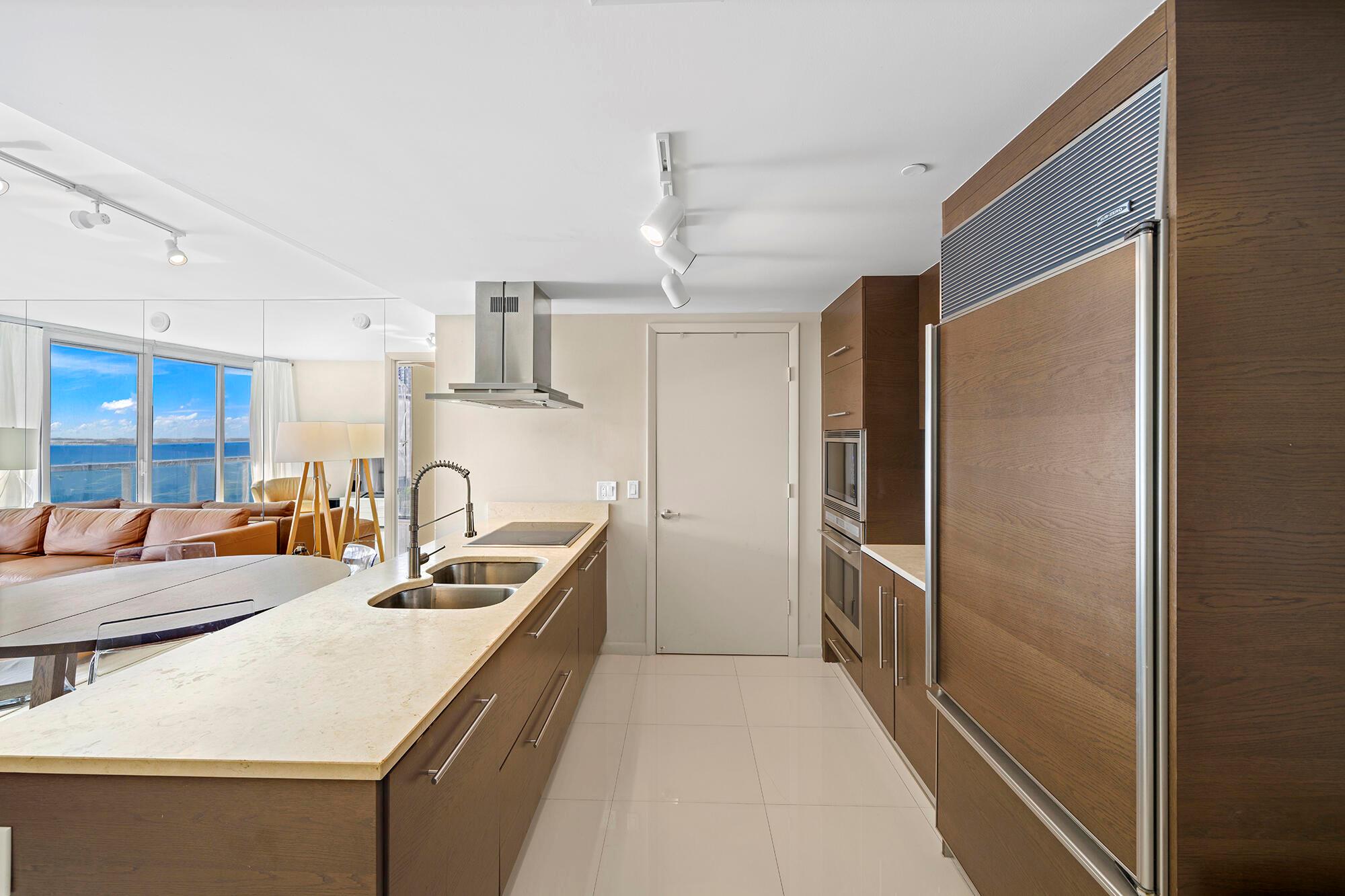 Homes for sale in Miami, FL | 495 Brickell Avenue #911, Miami, FL 33131 | MLS# R11148932