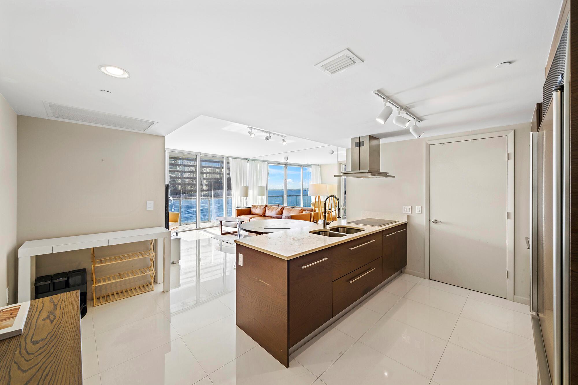 Homes for sale in Miami, FL | 495 Brickell Avenue #911, Miami, FL 33131 | MLS# R11148932