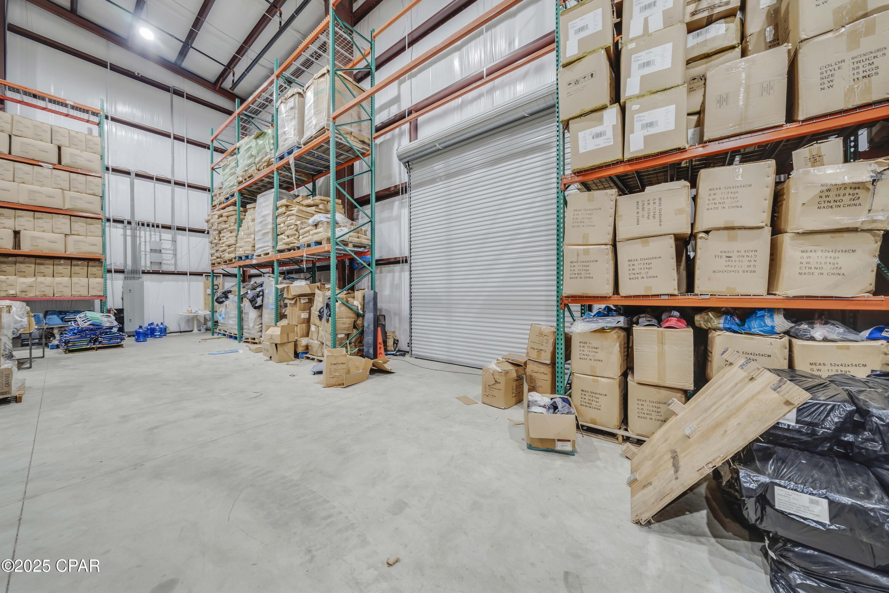 Listing photo id 17 for 109 Estes Place