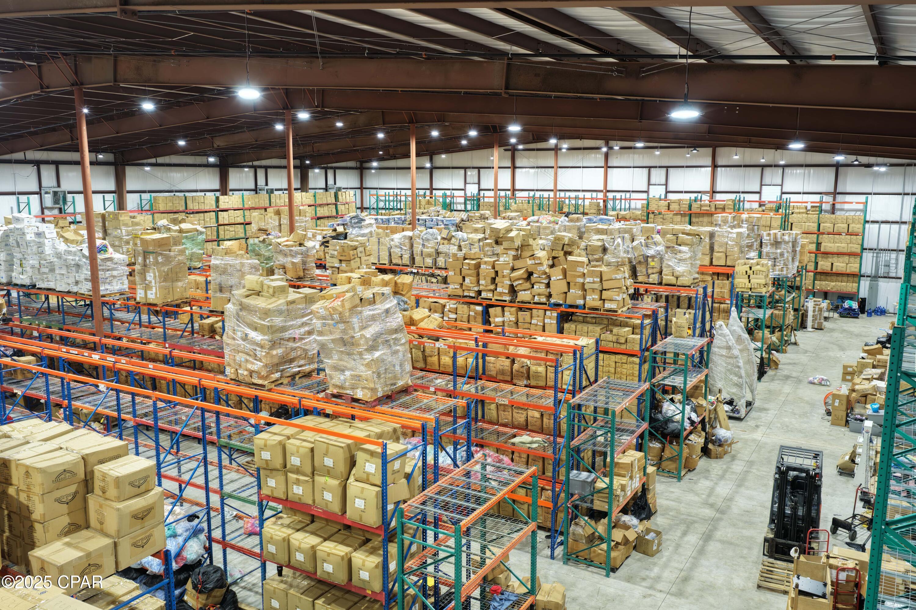 Listing photo id 21 for 109 Estes Place