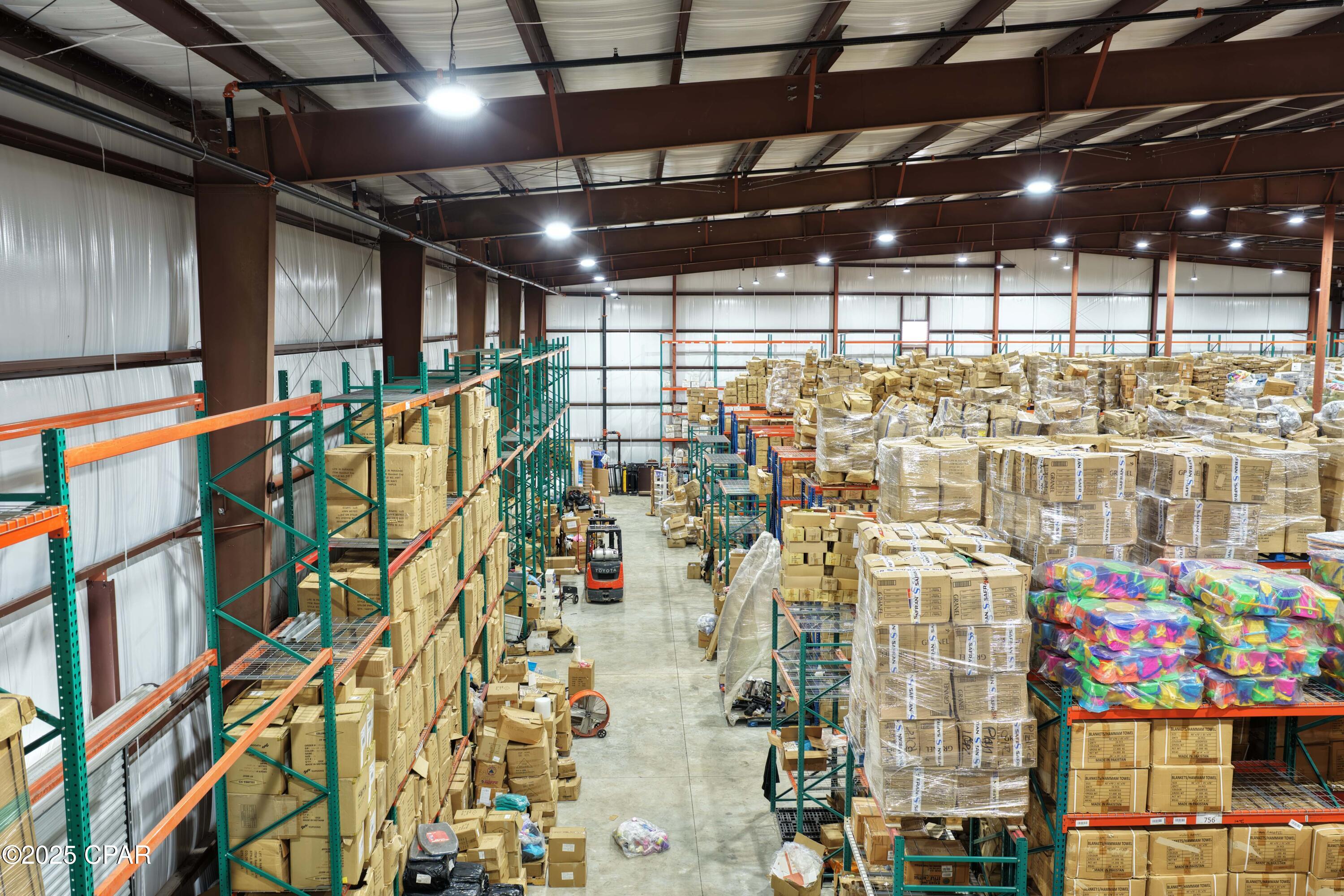 Listing photo id 29 for 109 Estes Place