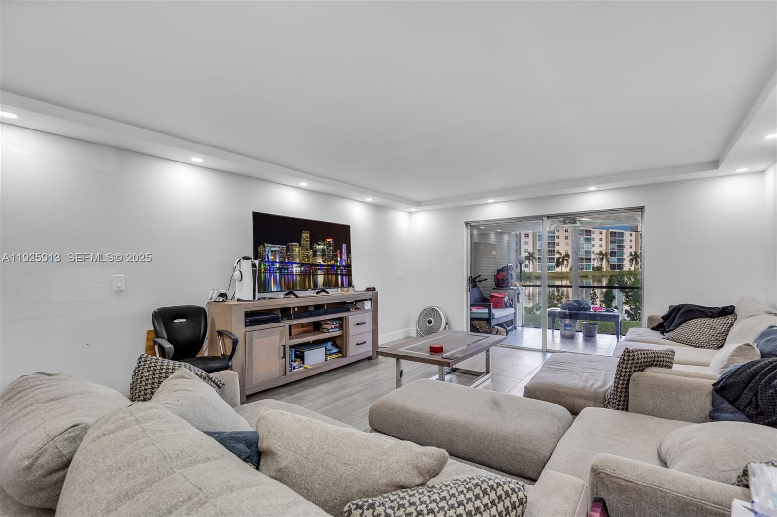 Homes for sale in Dania Beach, FL | 141 Se 3Rd Avenue #101, Dania Beach, FL 33004 | MLS# A11925913