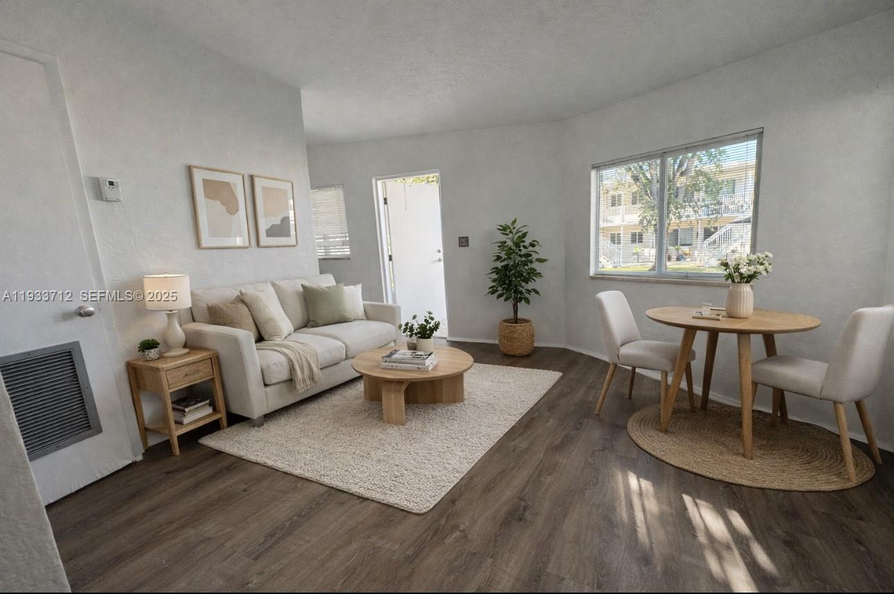 Country Club Estates Sec