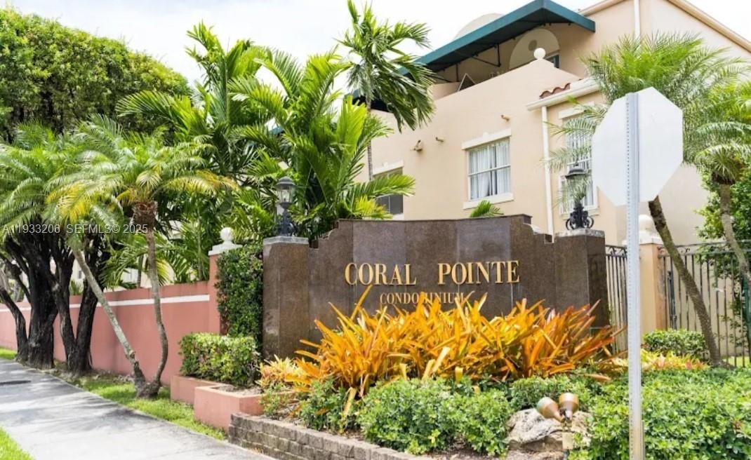 Coral Pointe Townhomes Co