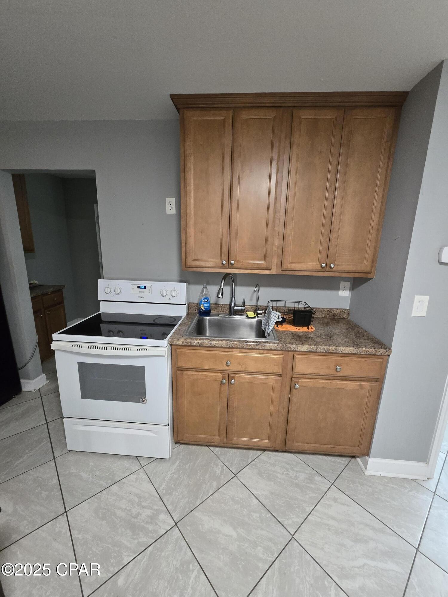 Image 11 For 222 Elm Avenue