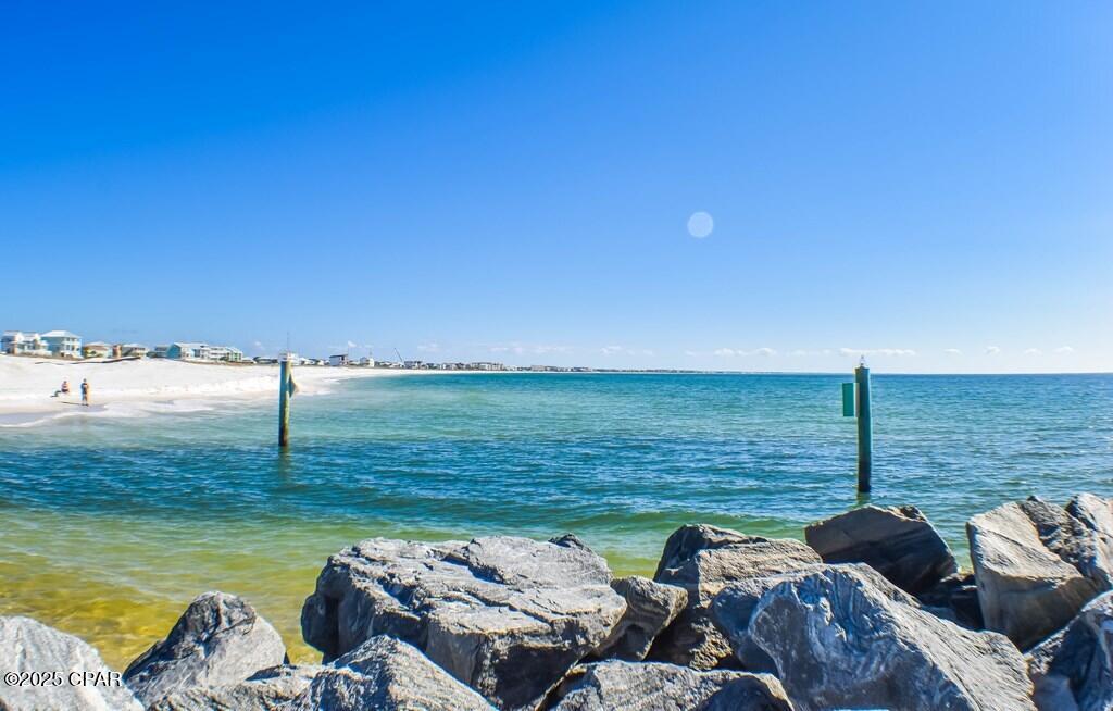 Image 39 For 116 42nd Street